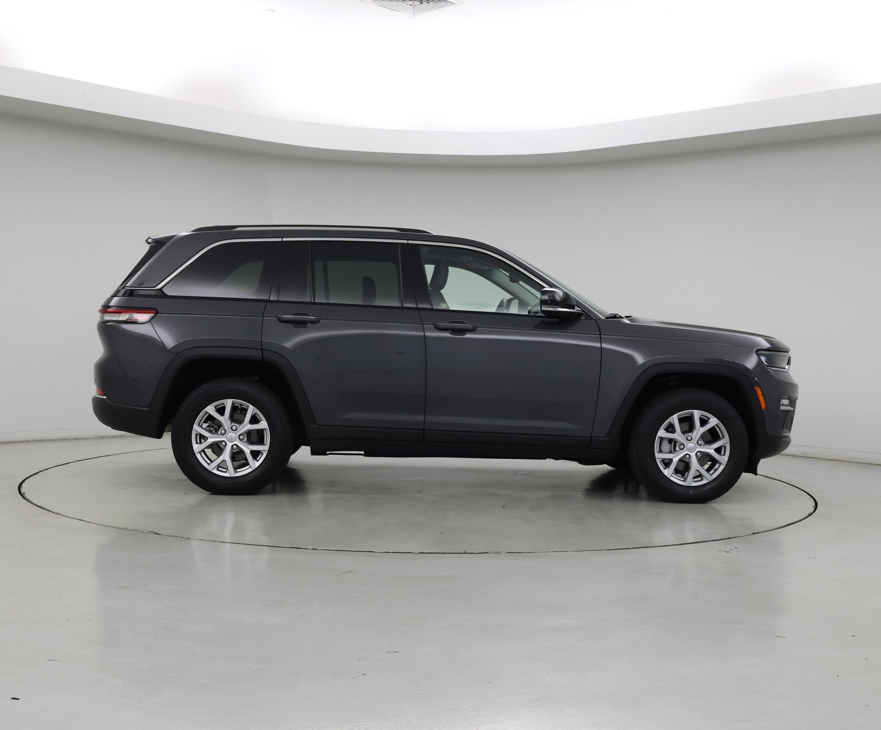 Thumbnail: 2022 Jeep Grand Cherokee - 7