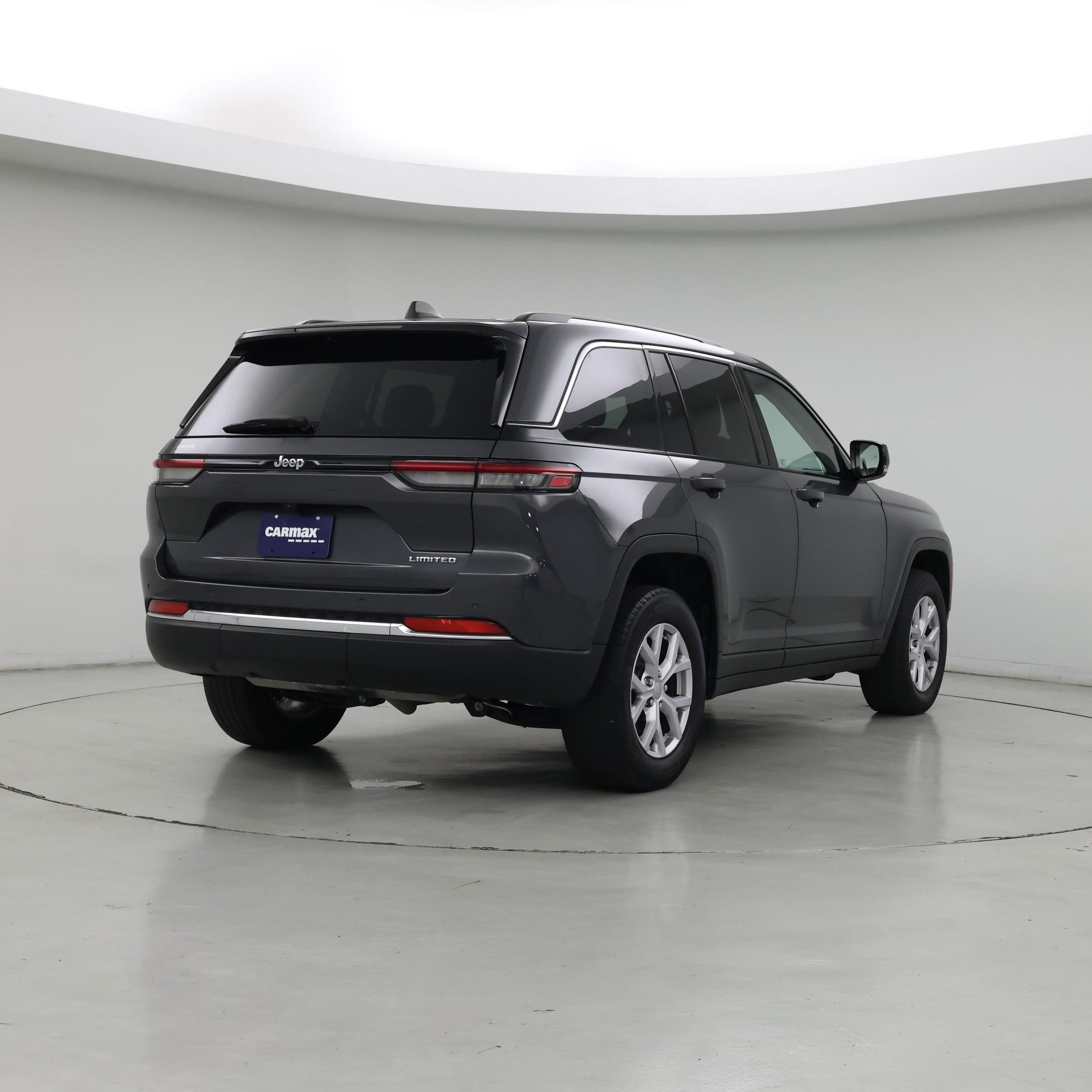 Thumbnail: 2022 Jeep Grand Cherokee - 8