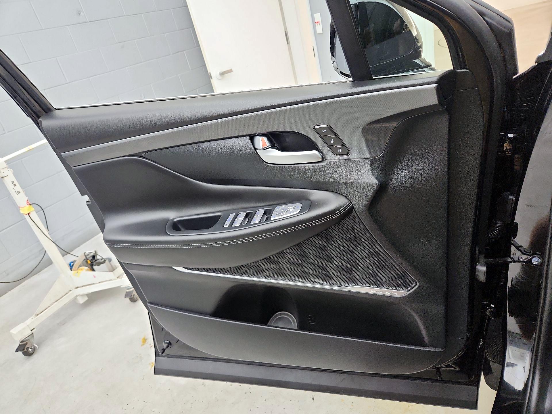 Thumbnail: 2023 Hyundai Santa Fe - 12