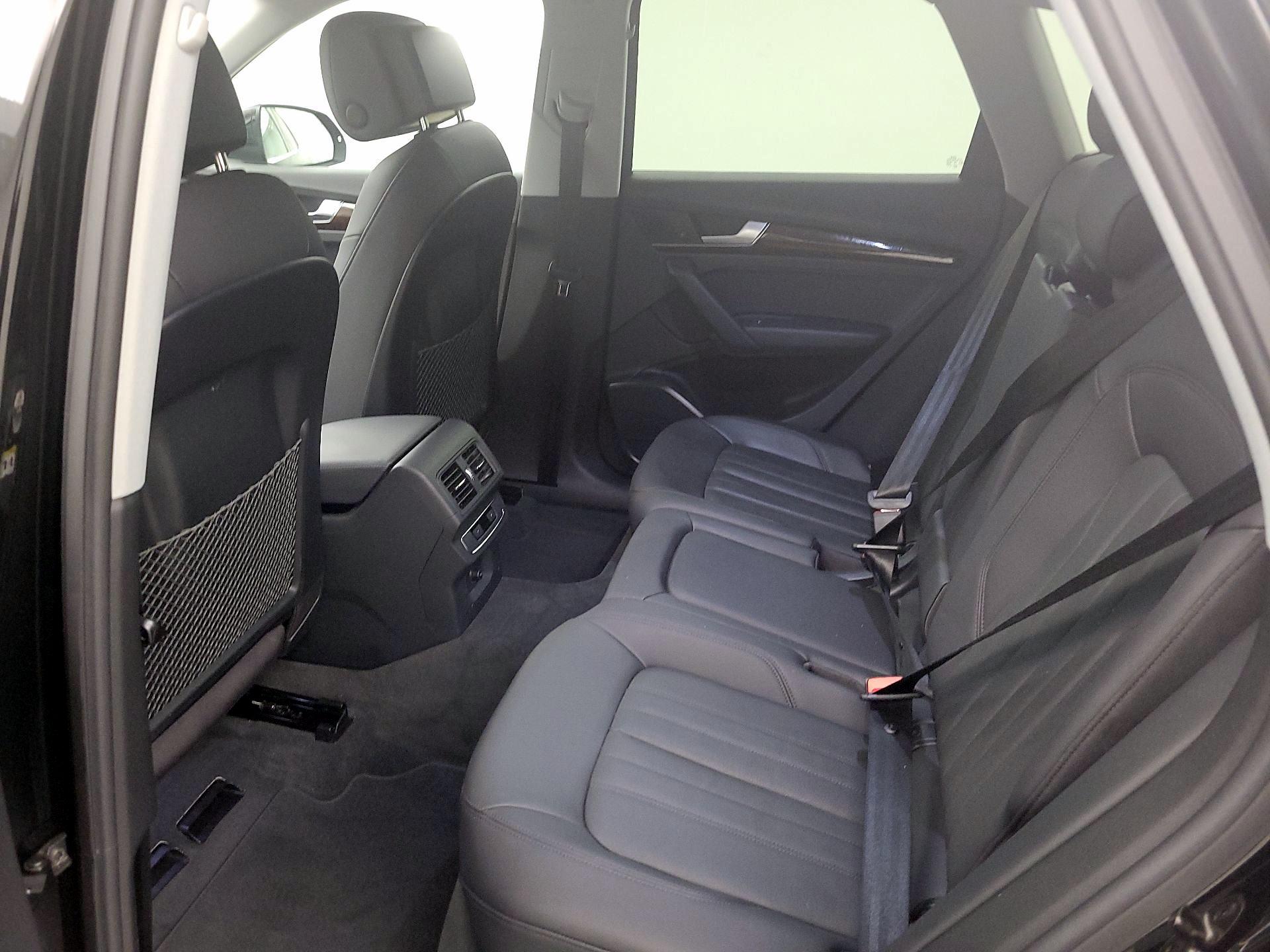 Thumbnail: 2020 Audi Q5 - 18