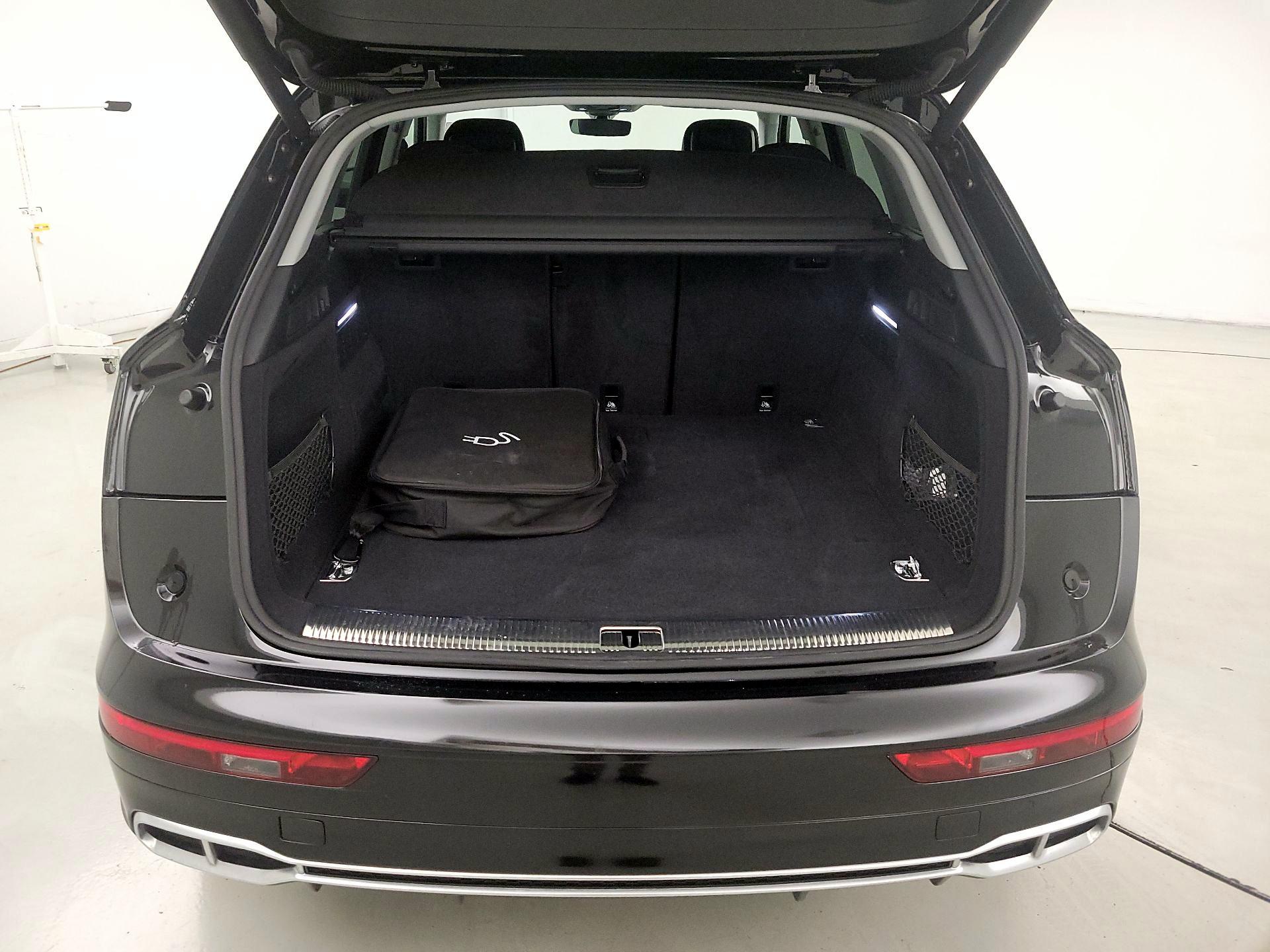 Thumbnail: 2020 Audi Q5 - 19