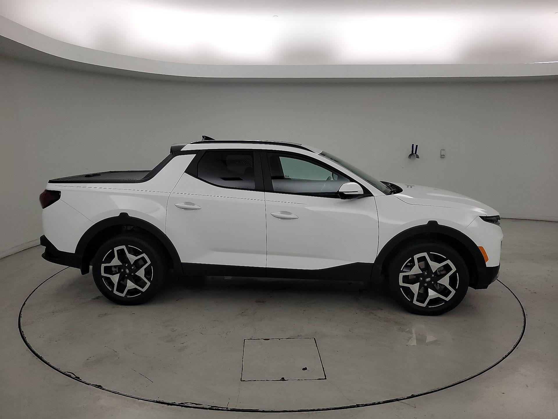 Thumbnail: 2022 Hyundai Santa Cruz - 4