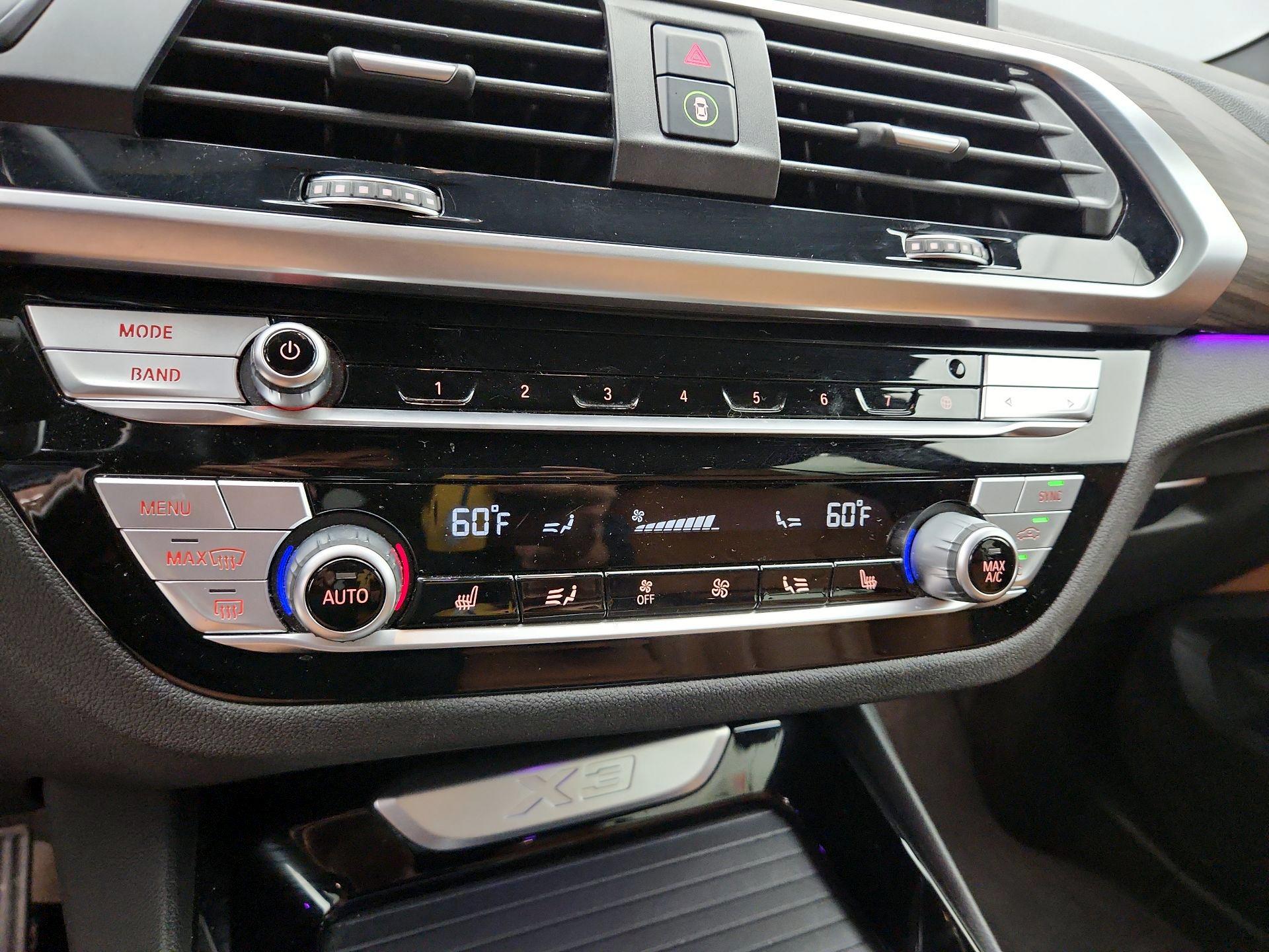 Thumbnail: 2021 BMW X3 - 16