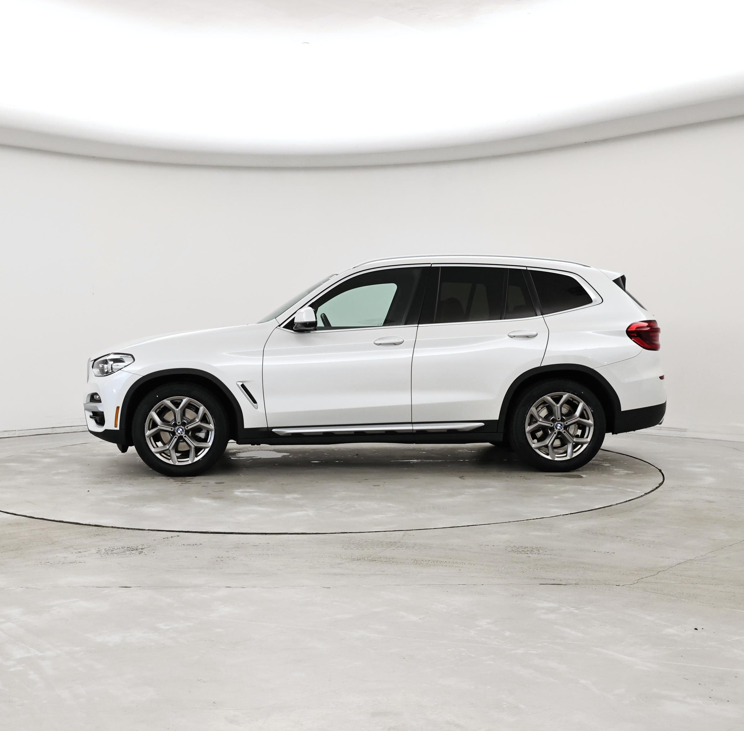 Thumbnail: 2021 BMW X3 - 3