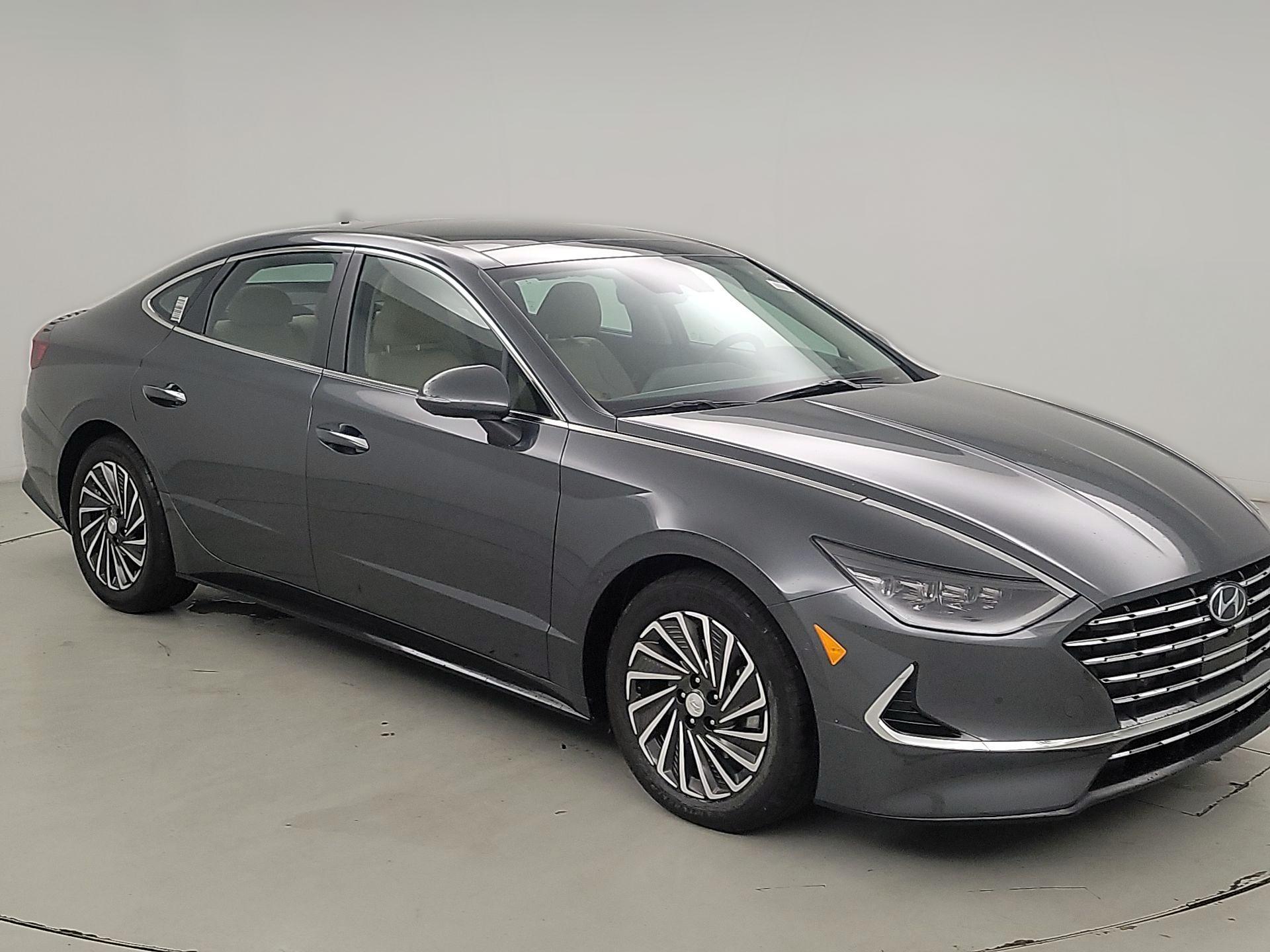 Thumbnail: 2023 Hyundai Sonata - 1