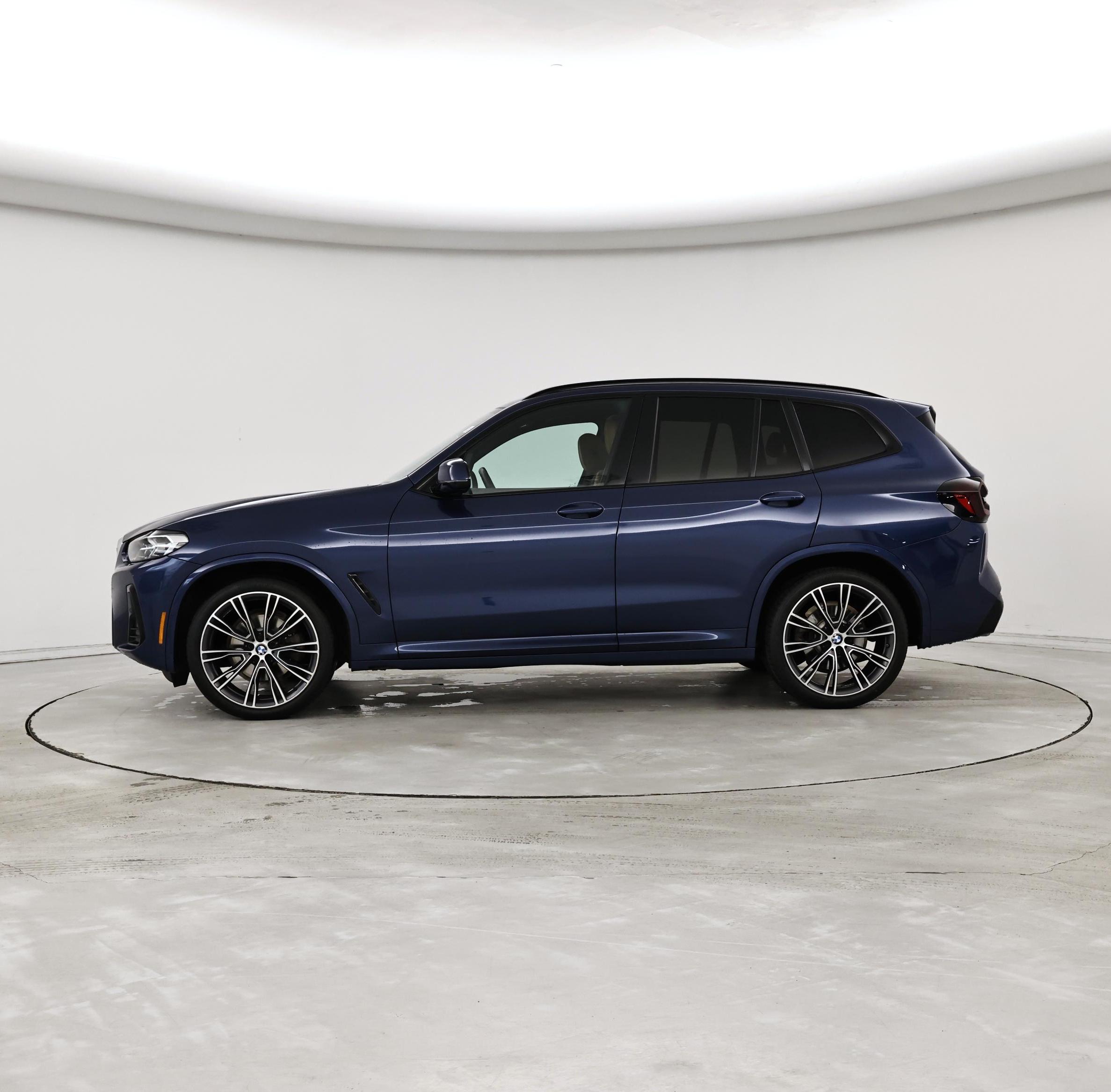 Thumbnail: 2022 BMW X3 - 3