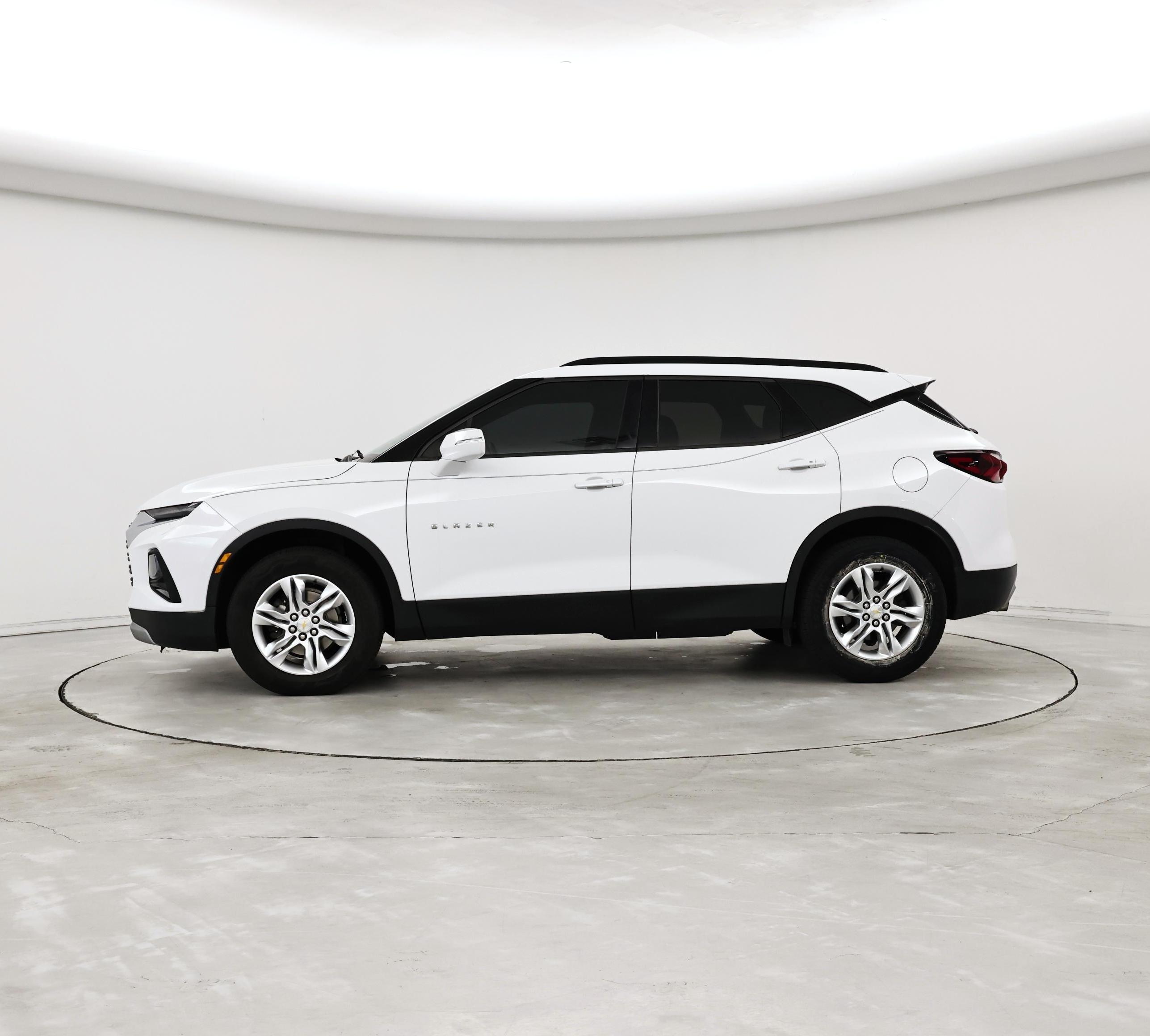 Thumbnail: 2020 Chevrolet Blazer - 3