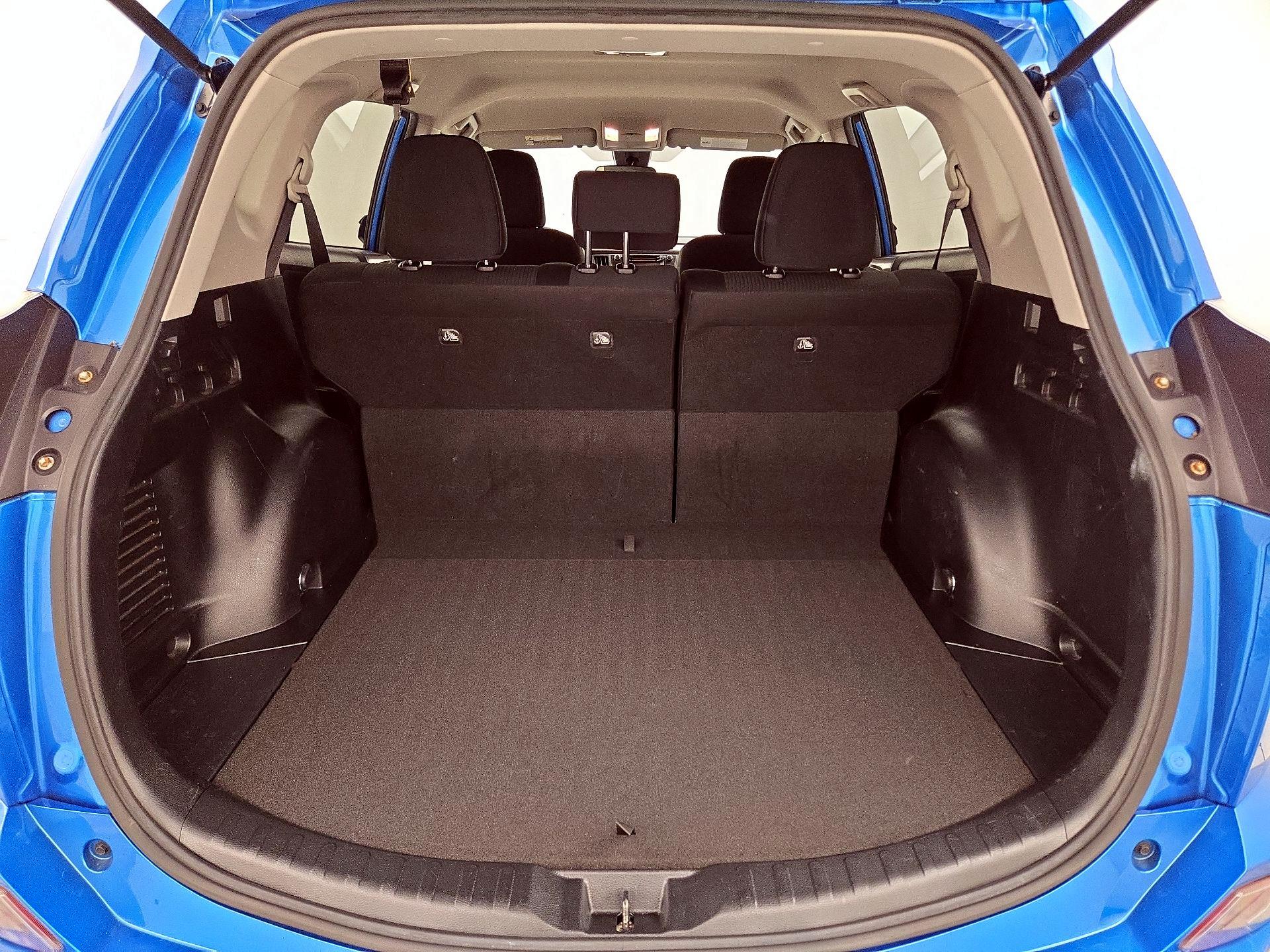 Thumbnail: 2017 Toyota RAV4 - 20