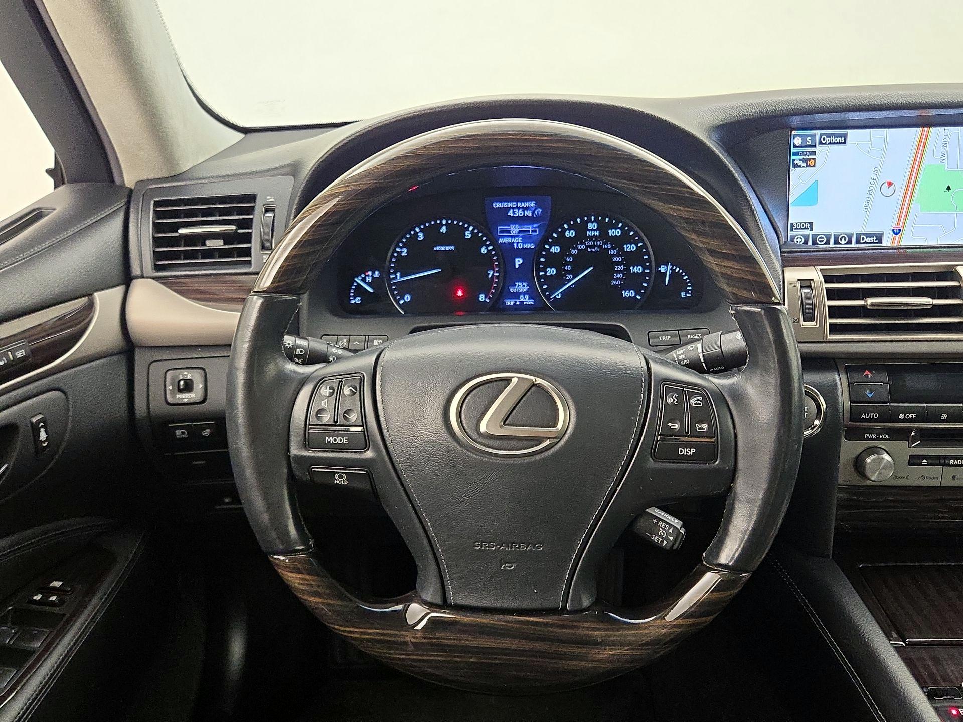 Thumbnail: 2015 Lexus LS - 10