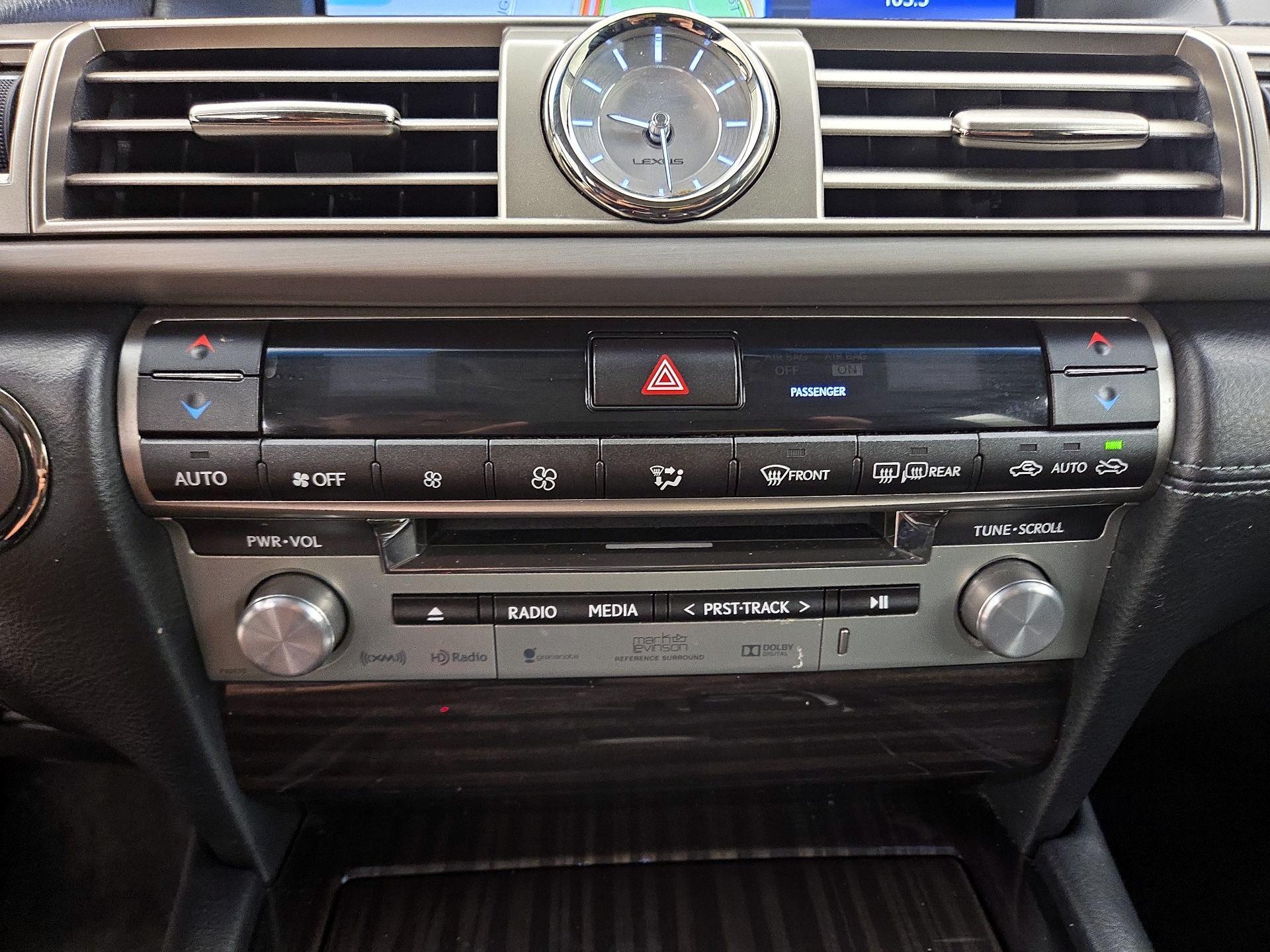 Thumbnail: 2015 Lexus LS - 17