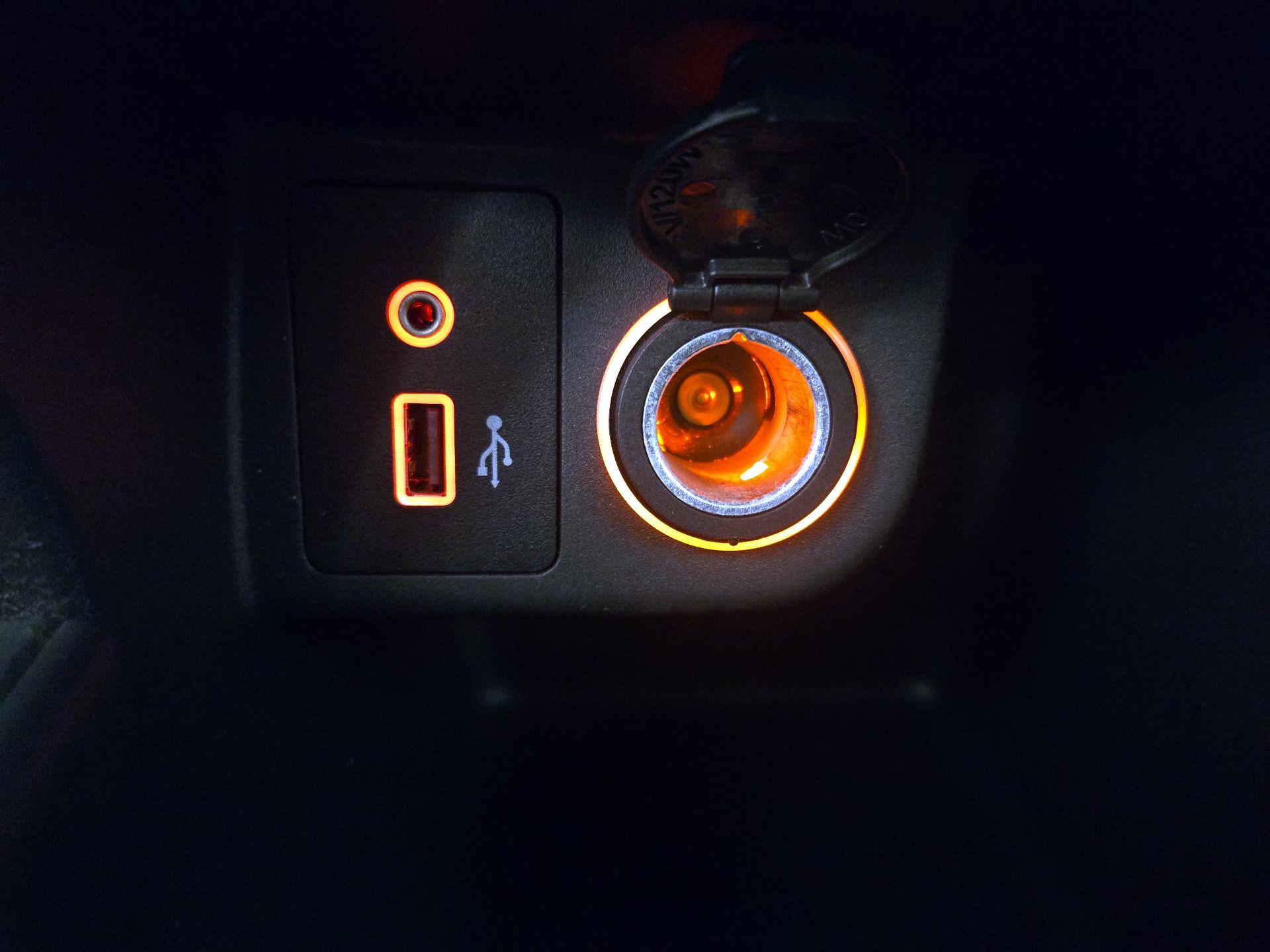 Thumbnail: 2021 Nissan Kicks - 18
