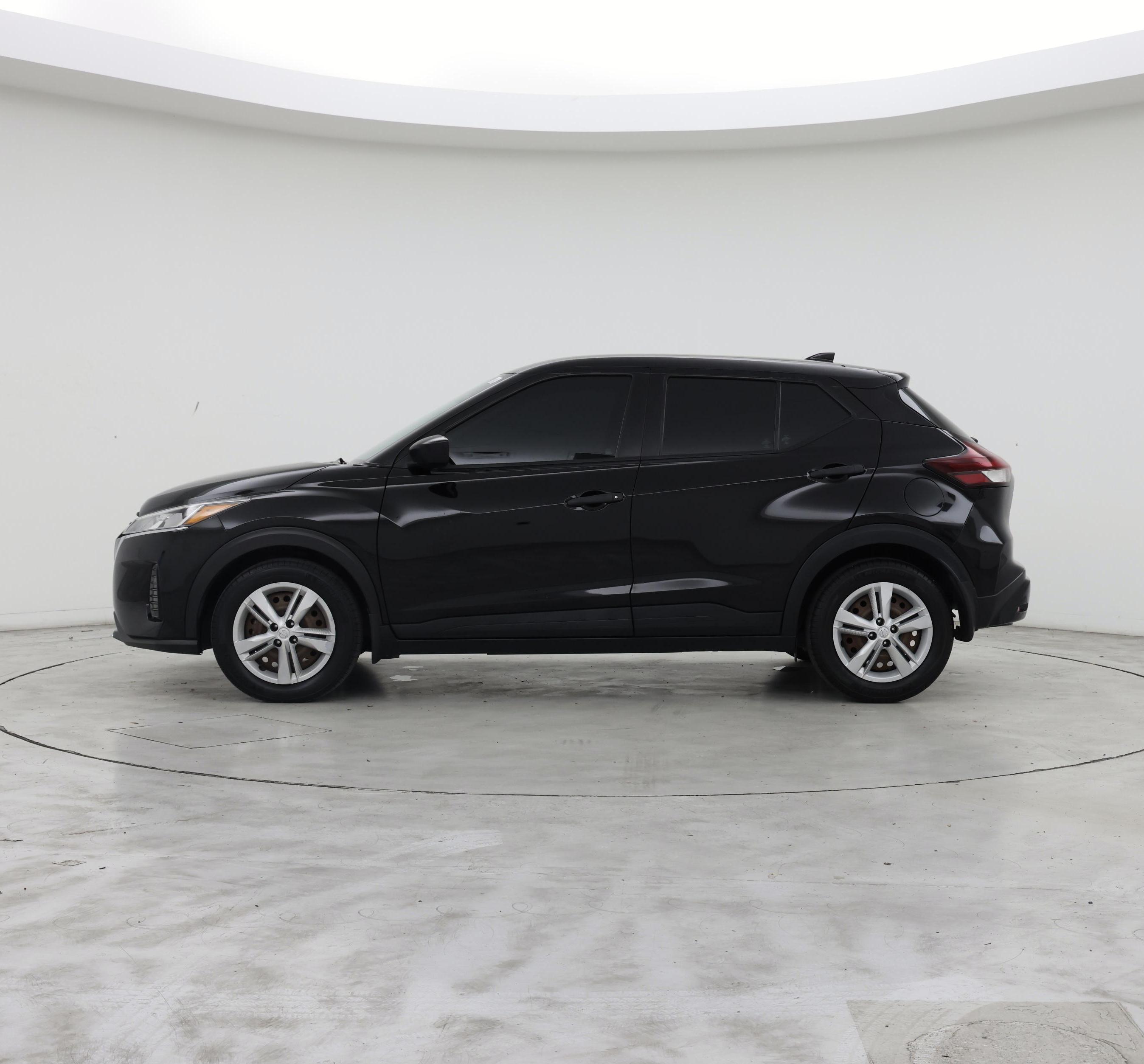 Thumbnail: 2021 Nissan Kicks - 3