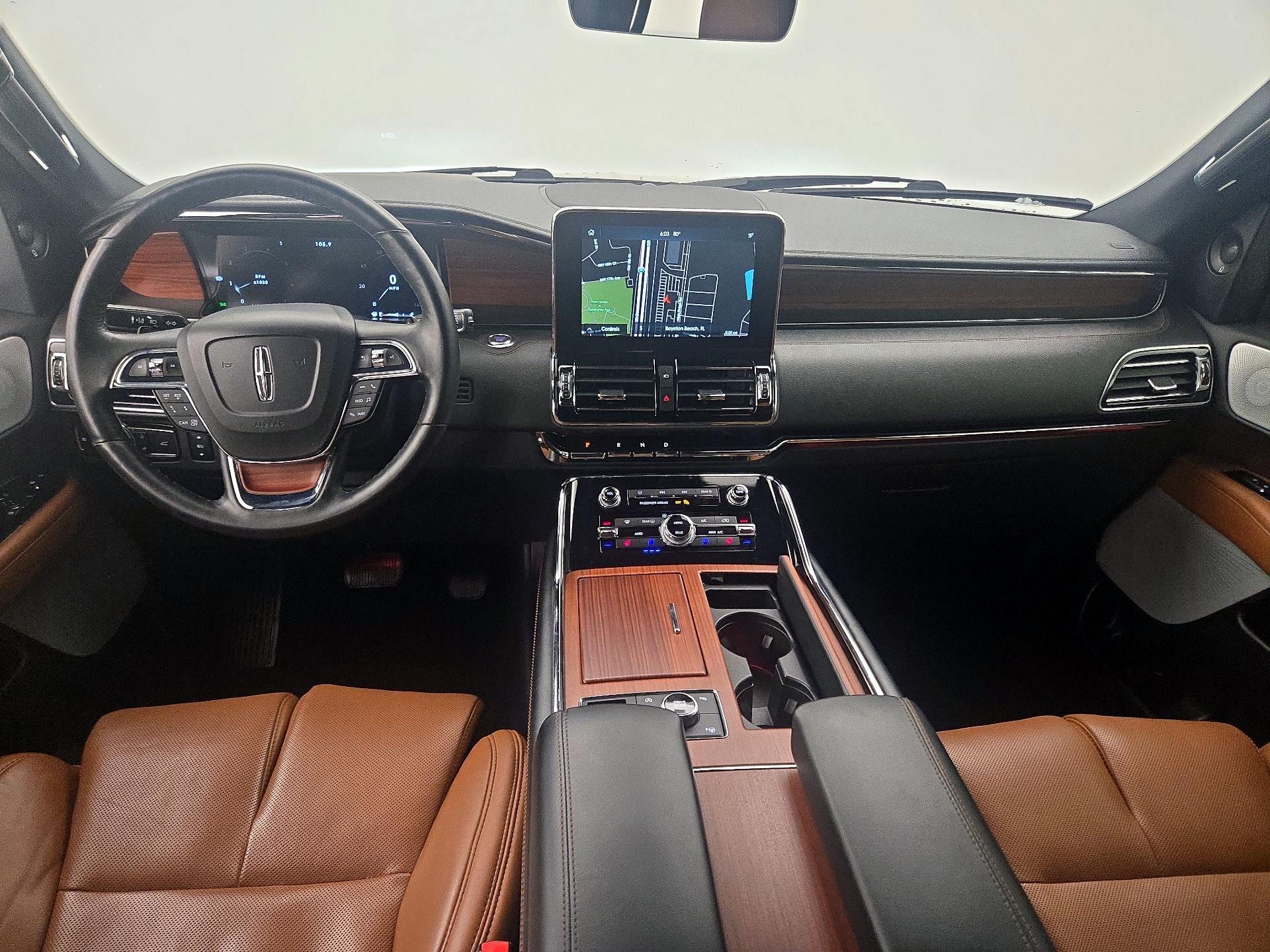 Thumbnail: 2020 Lincoln Navigator - 9