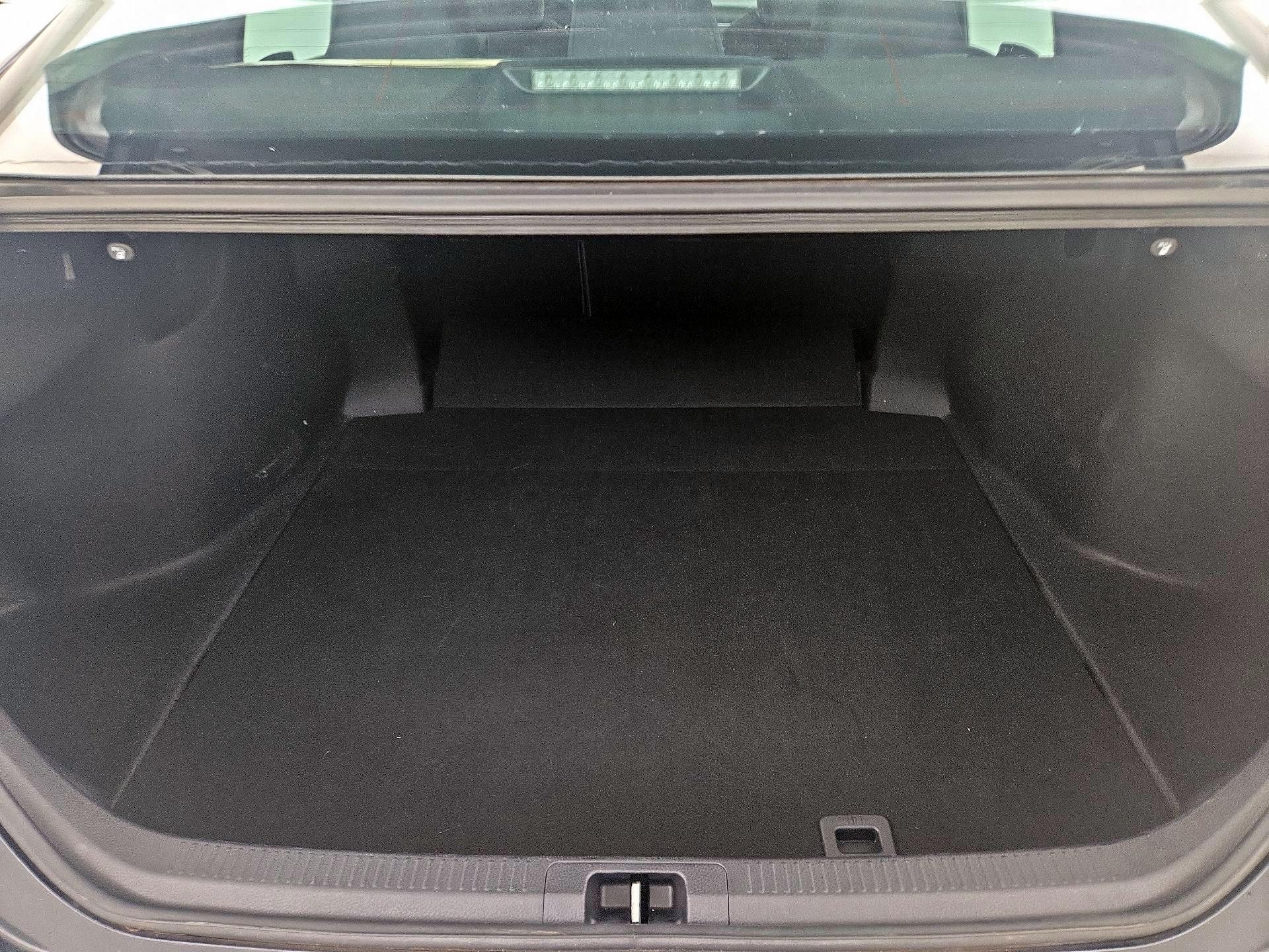 Thumbnail: 2020 Toyota Camry - 20