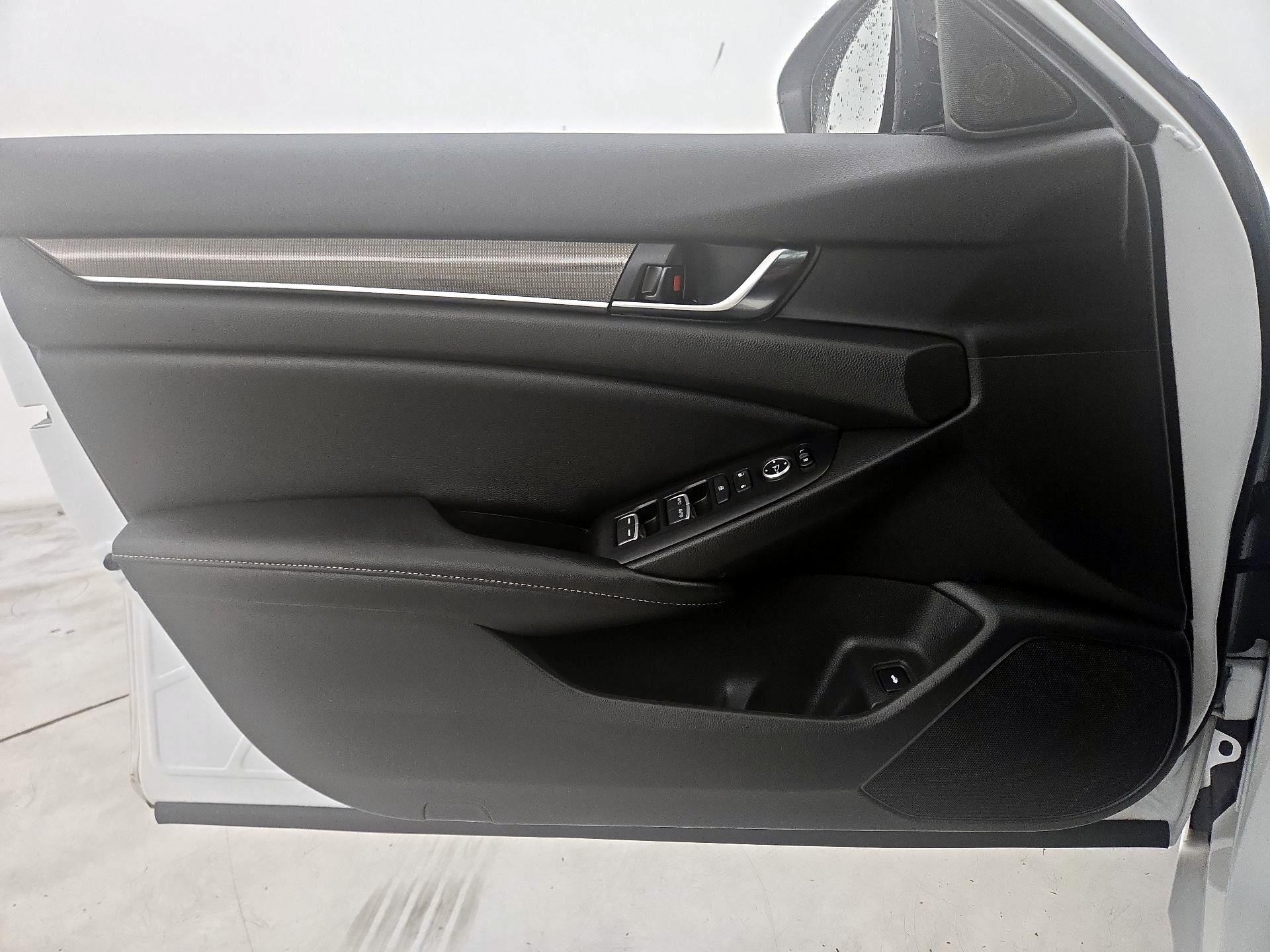 Thumbnail: 2021 Honda Accord - 12
