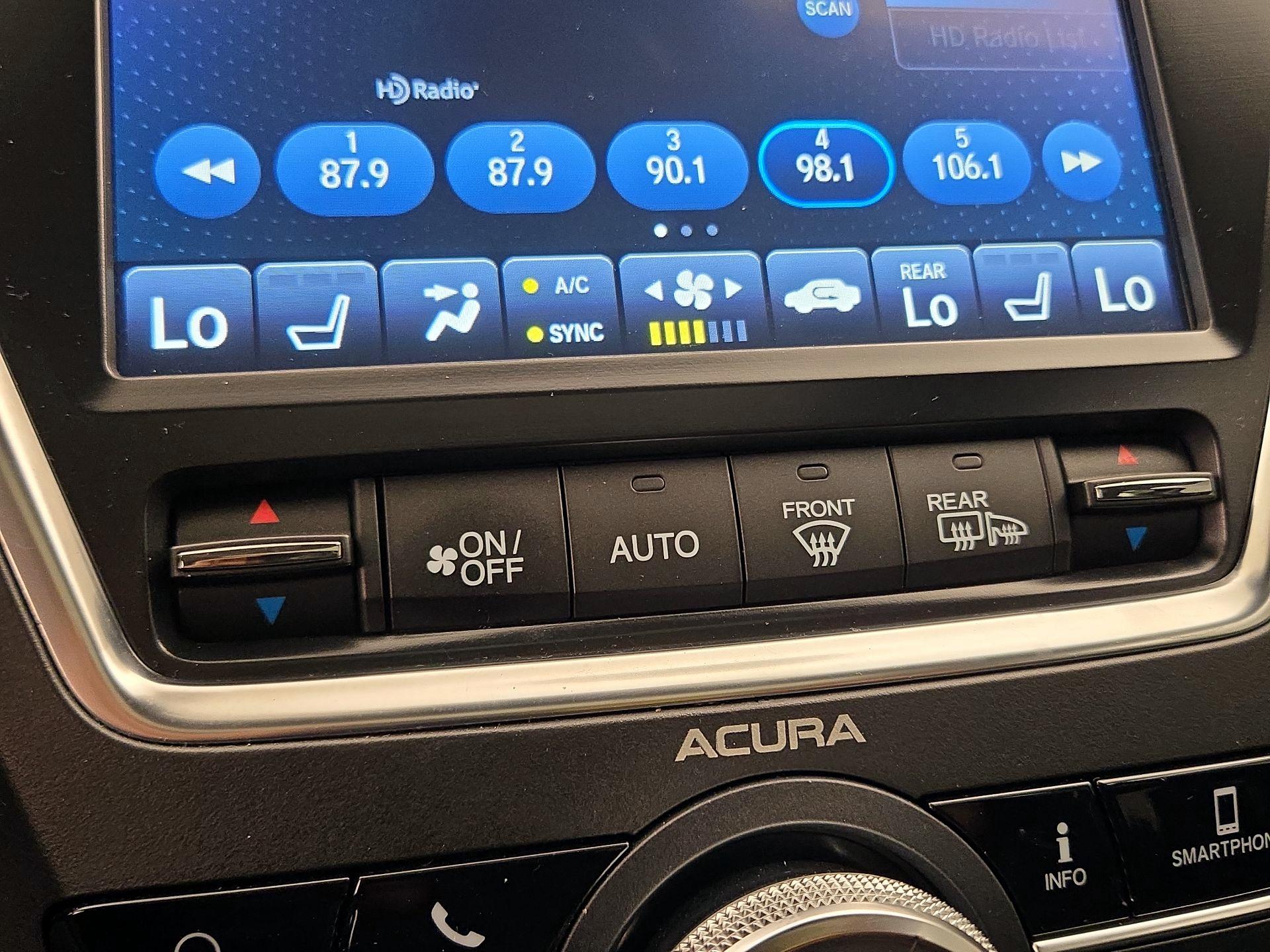 Thumbnail: 2020 Acura MDX - 17