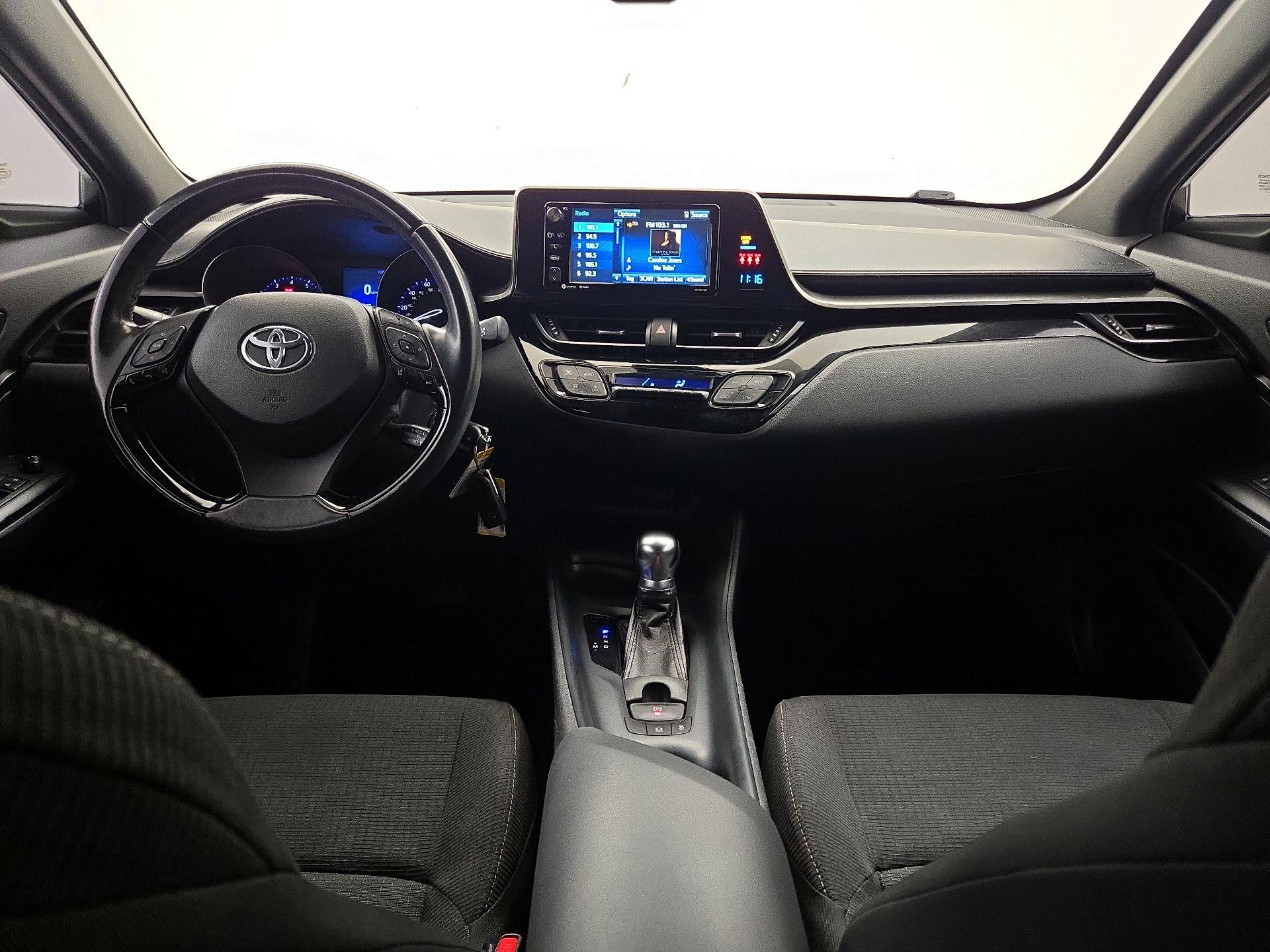 Thumbnail: 2018 Toyota C-HR - 9