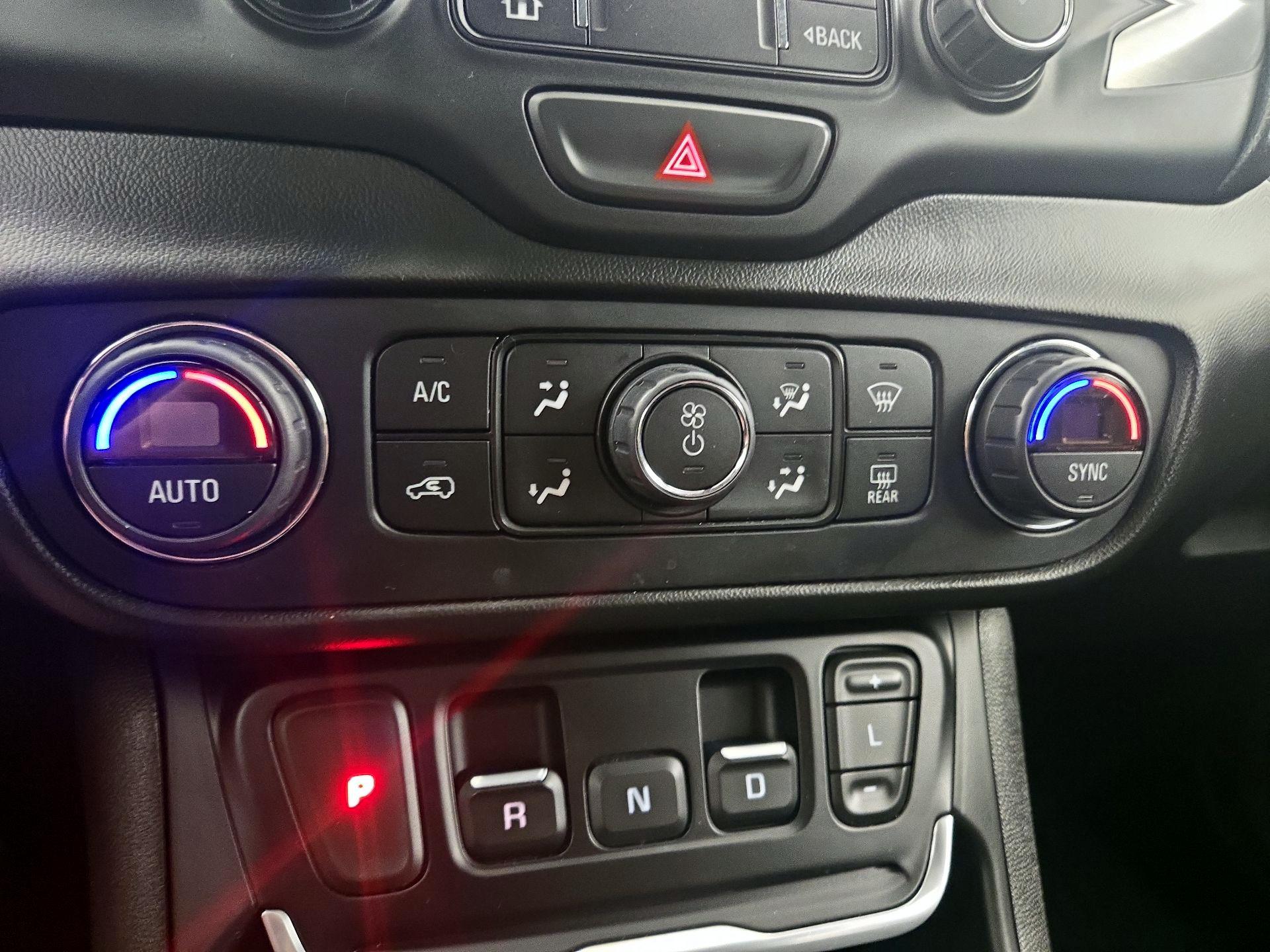 Thumbnail: 2021 GMC Terrain - 16