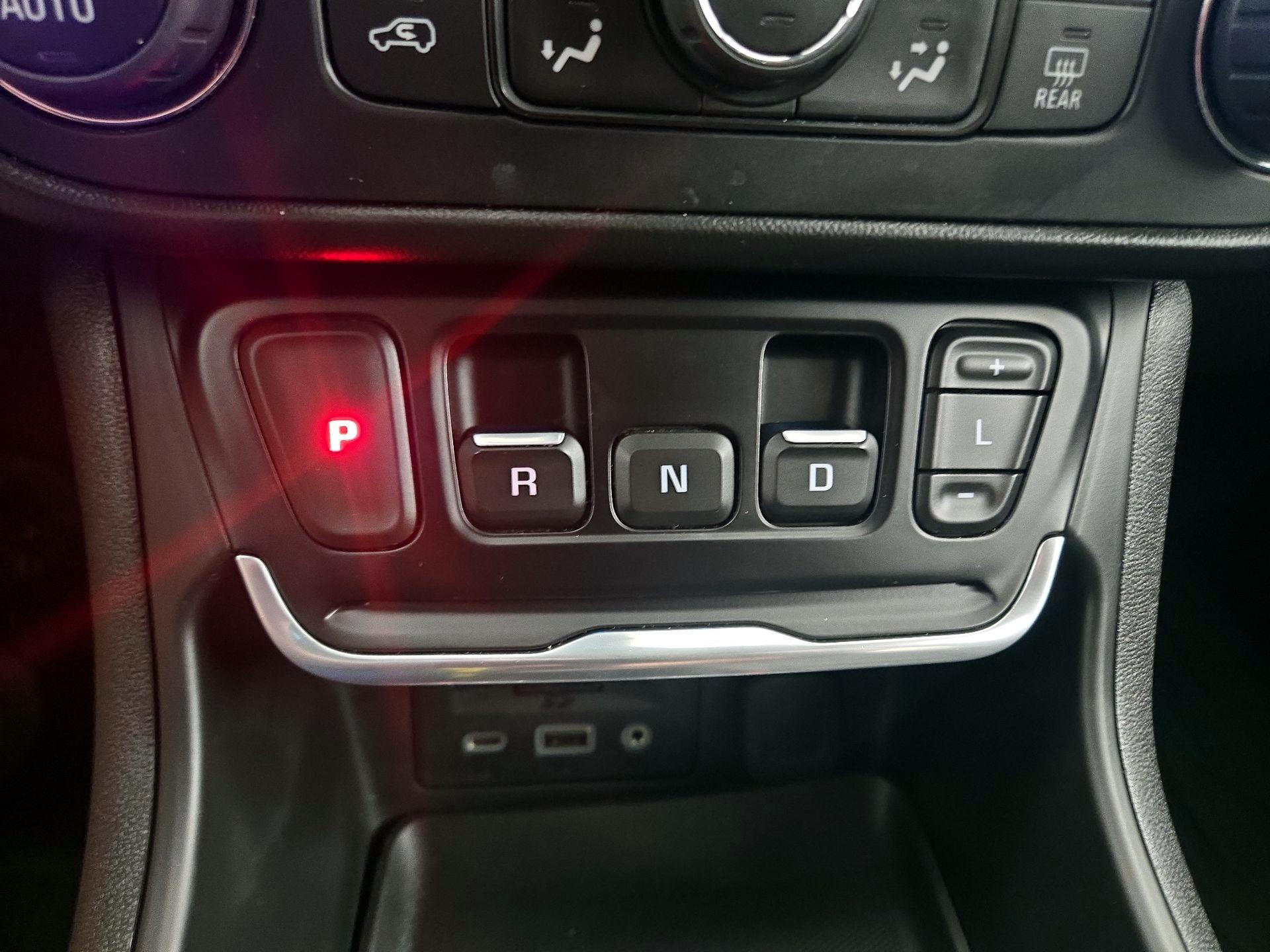 Thumbnail: 2021 GMC Terrain - 17