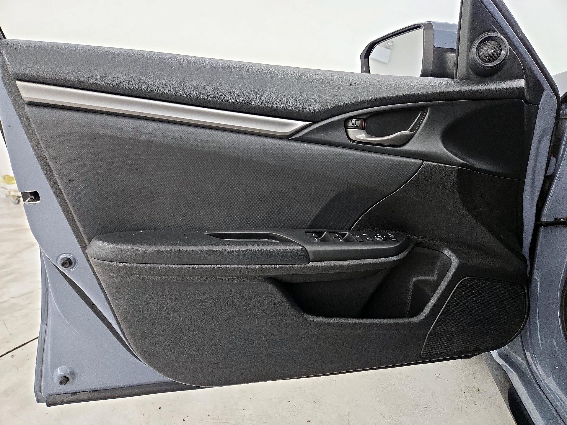 Thumbnail: 2021 Honda Civic - 12
