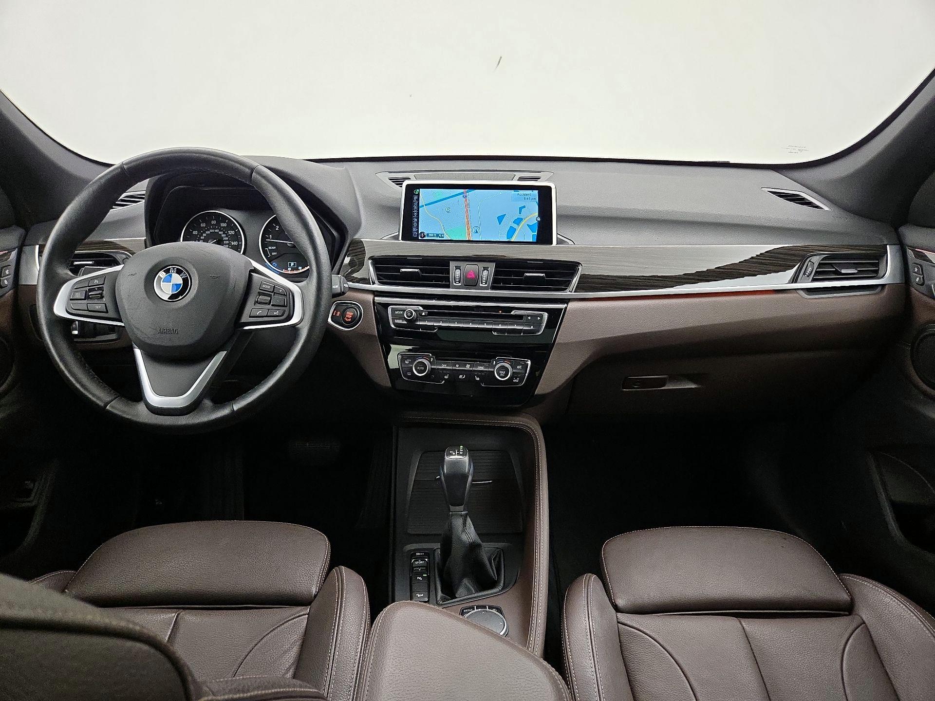 Thumbnail: 2017 BMW X1 - 9