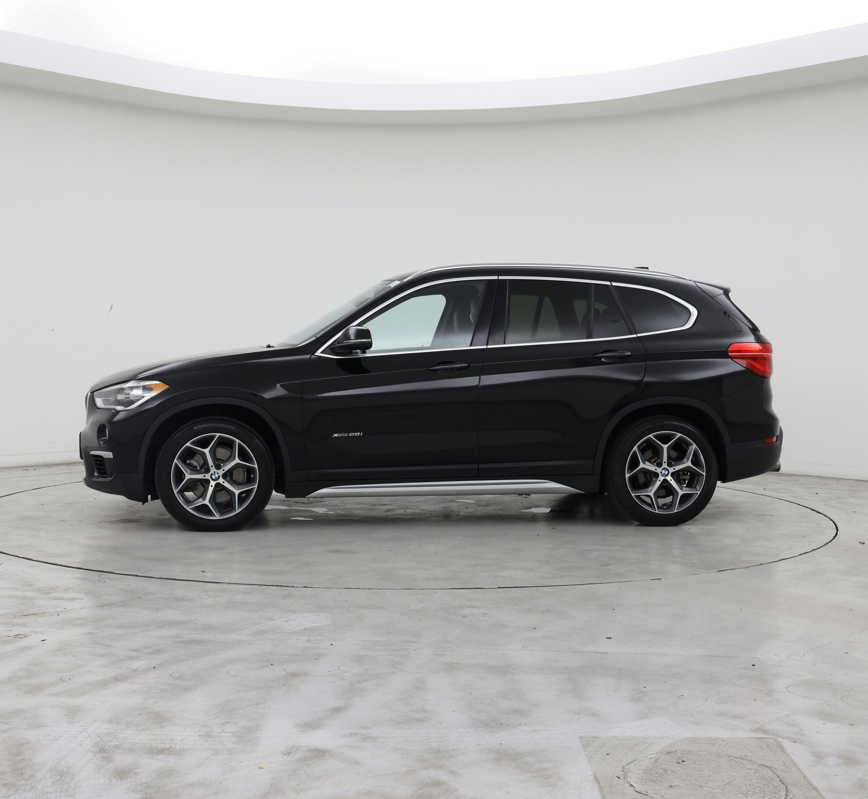 Thumbnail: 2017 BMW X1 - 3