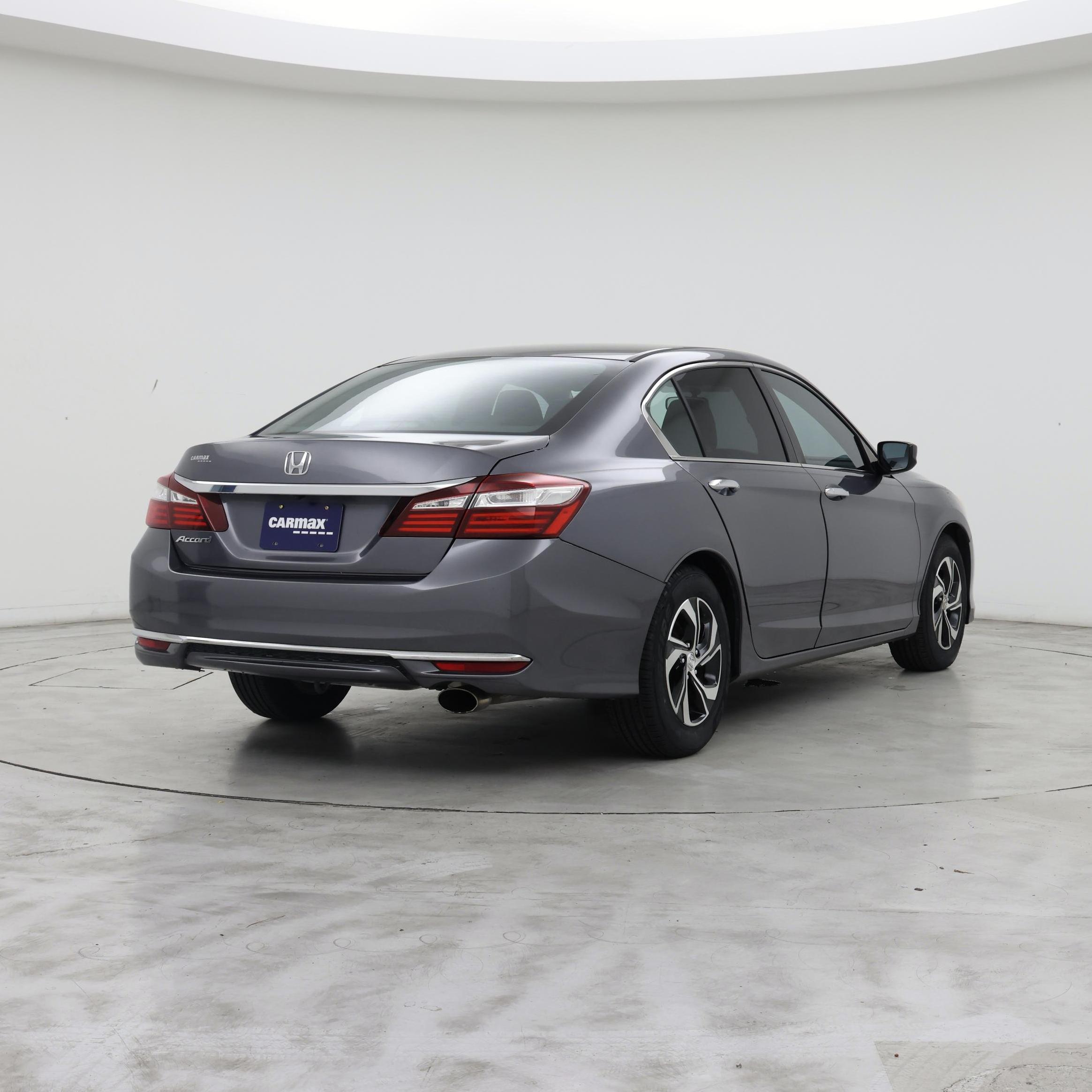 Thumbnail: 2016 Honda Accord - 8