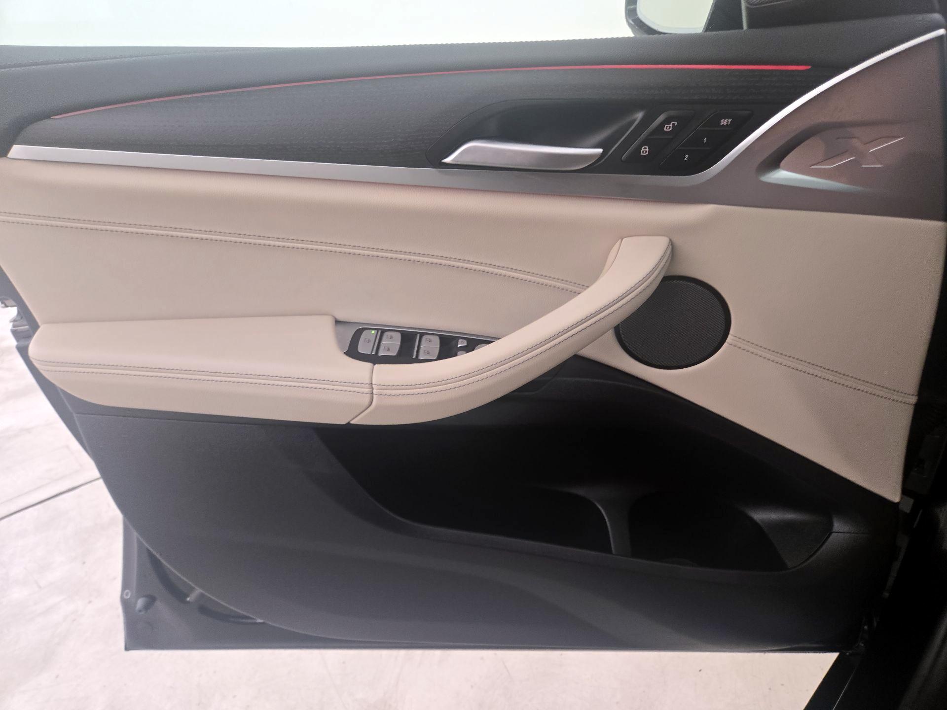 Thumbnail: 2024 BMW X3 - 12