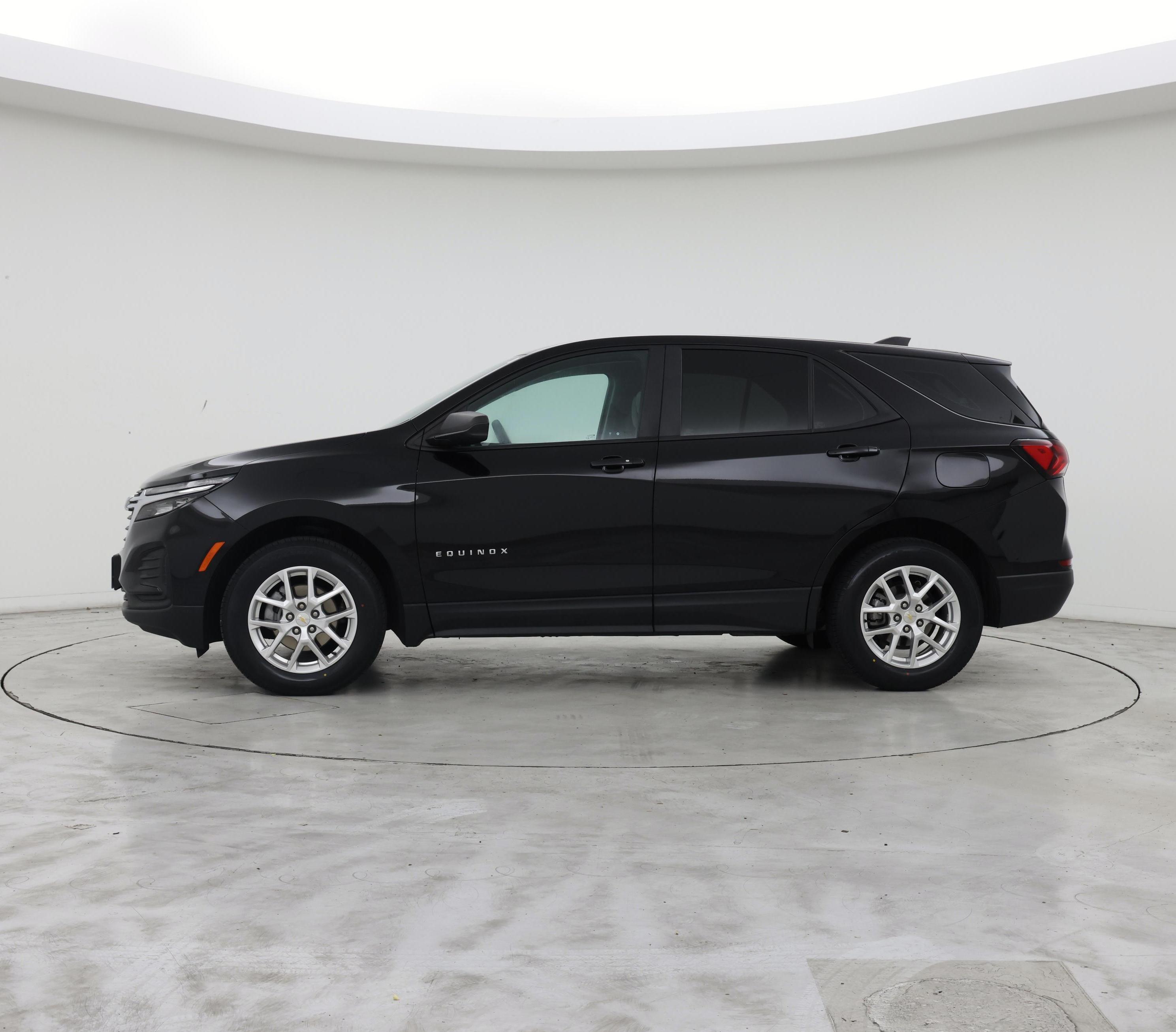 Thumbnail: 2022 Chevrolet Equinox - 3