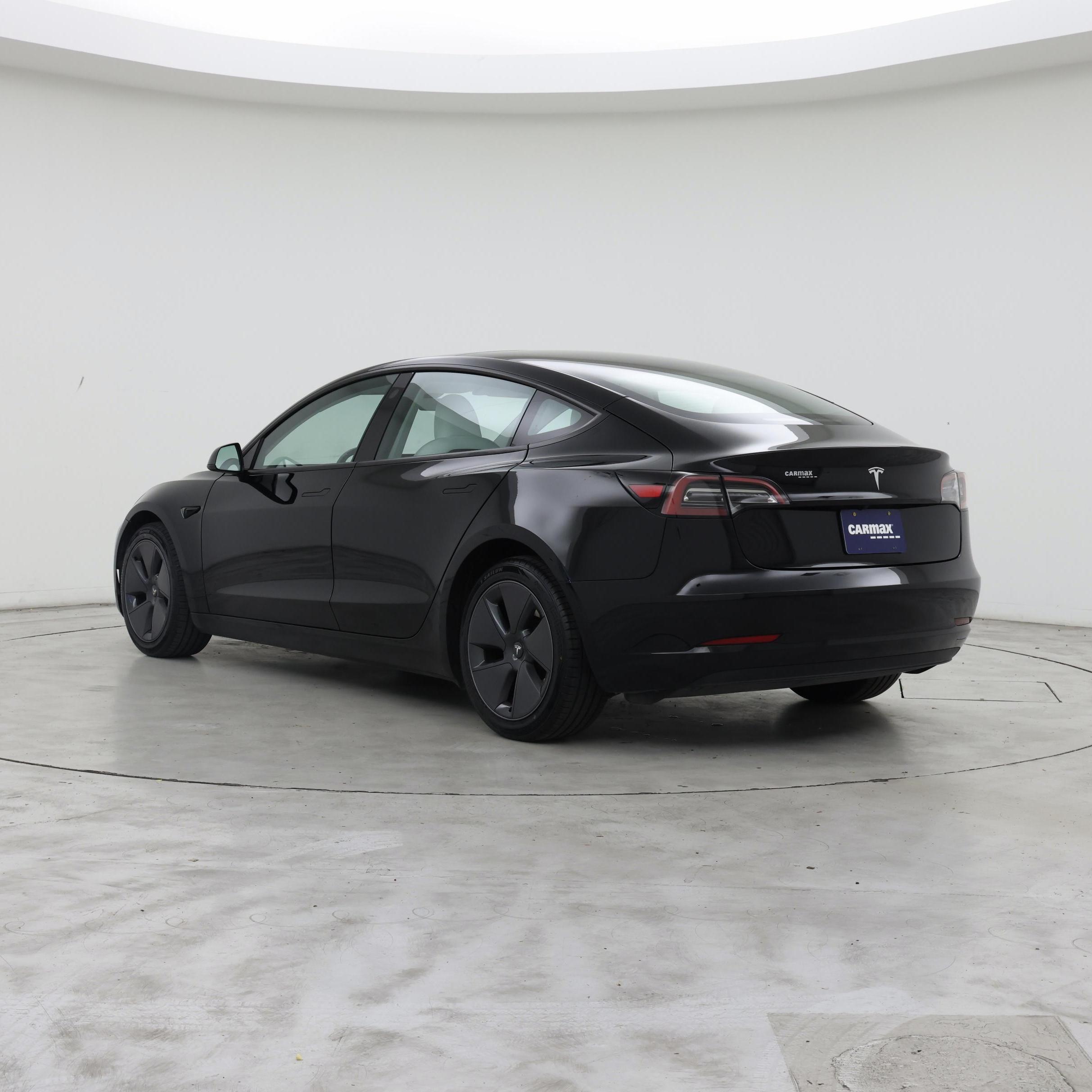 Thumbnail: 2023 Tesla Model 3 - 2