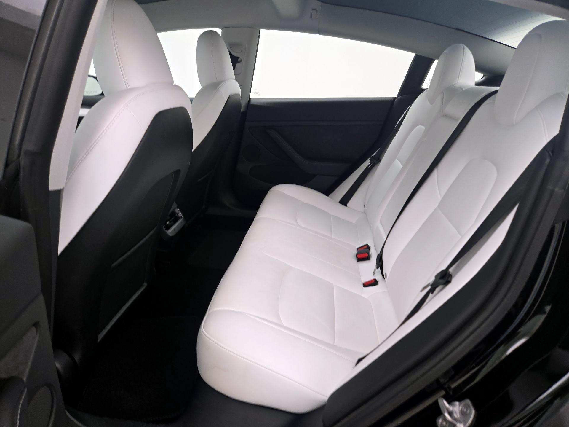Thumbnail: 2023 Tesla Model 3 - 20