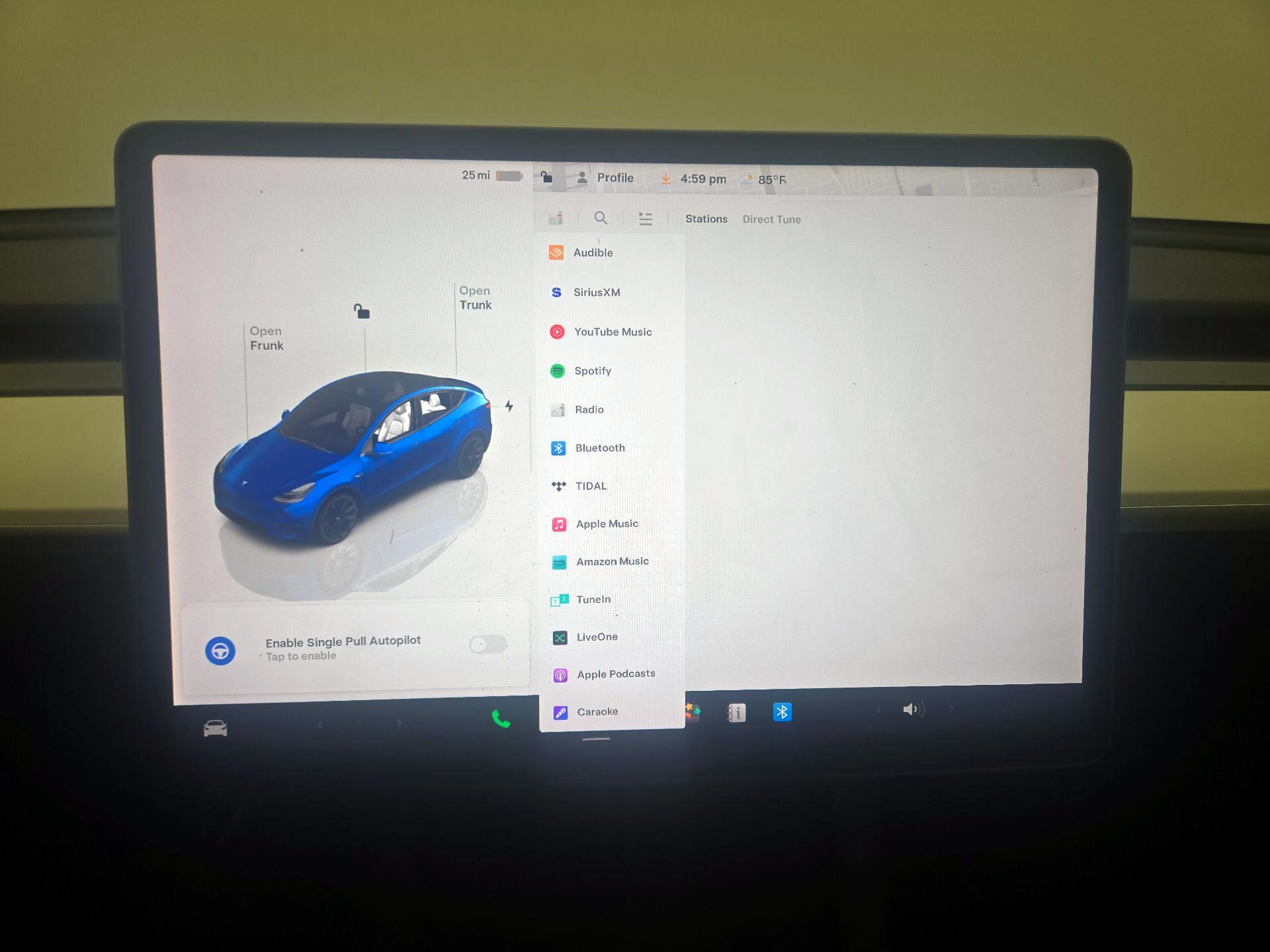 Thumbnail: 2022 Tesla Model Y - 15