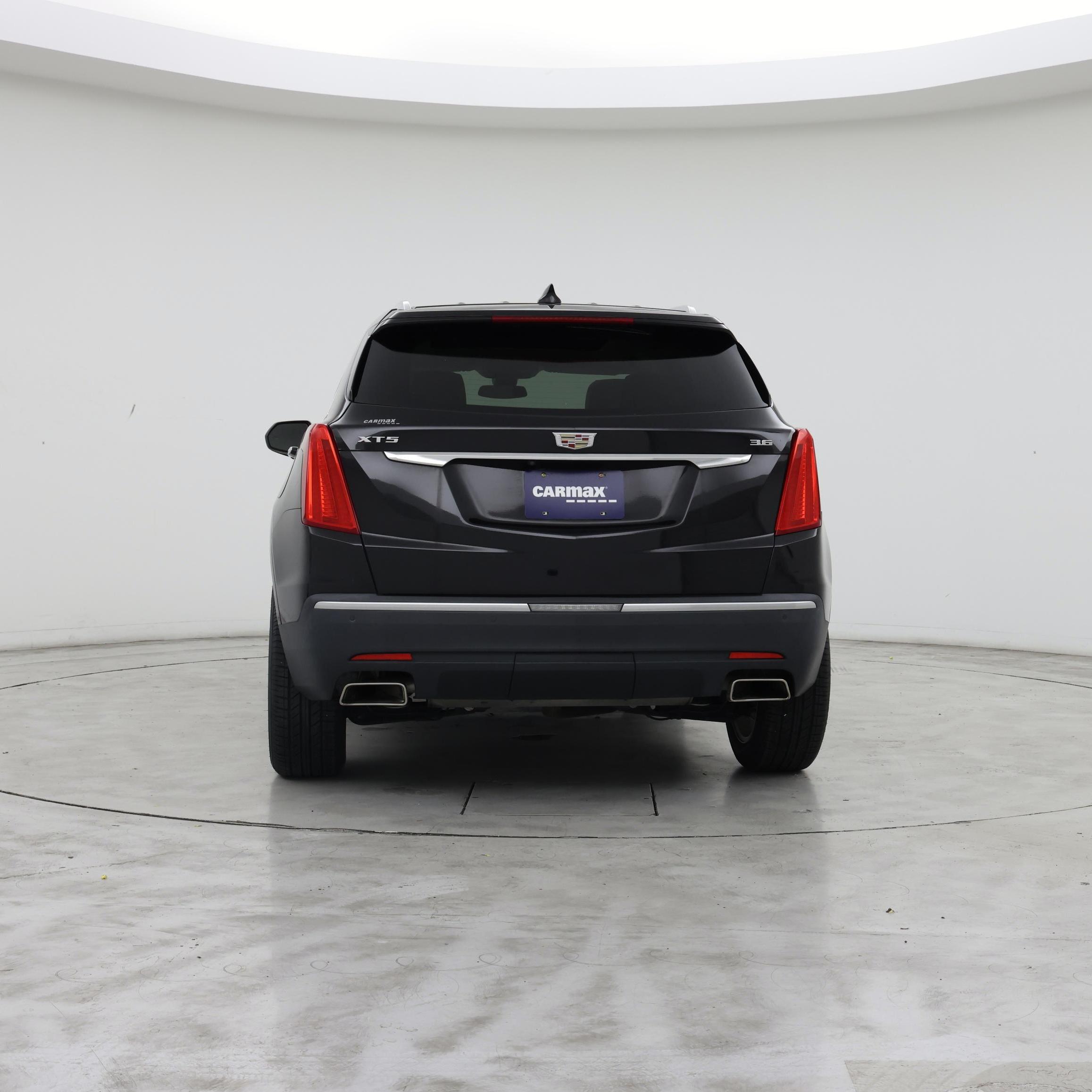 Thumbnail: 2018 Cadillac XT5 - 6