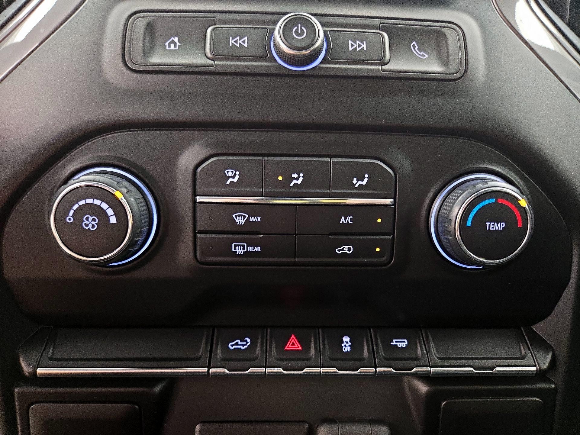 Thumbnail: 2020 Chevrolet Silverado 1500 - 16