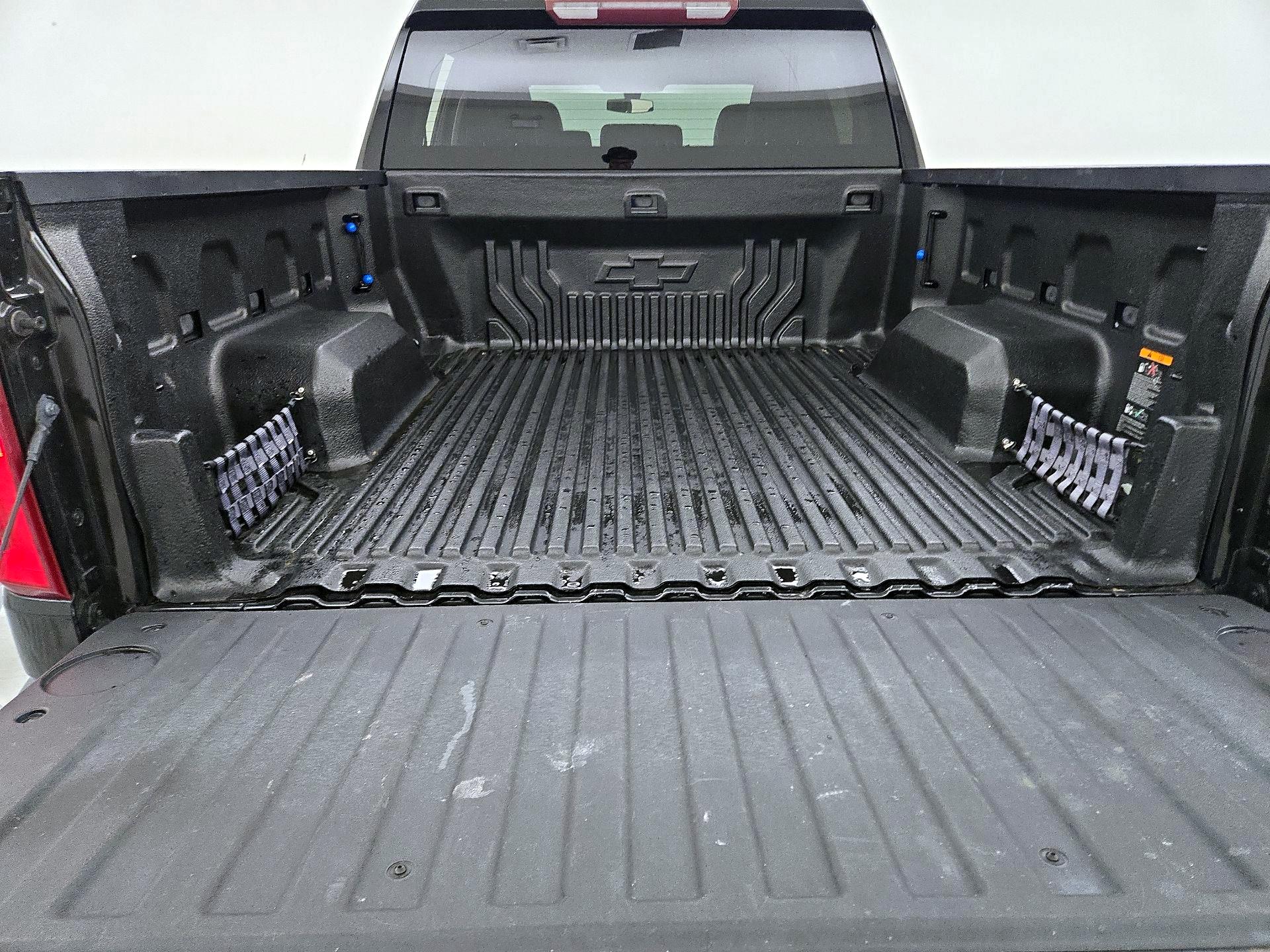 Thumbnail: 2020 Chevrolet Silverado 1500 - 20
