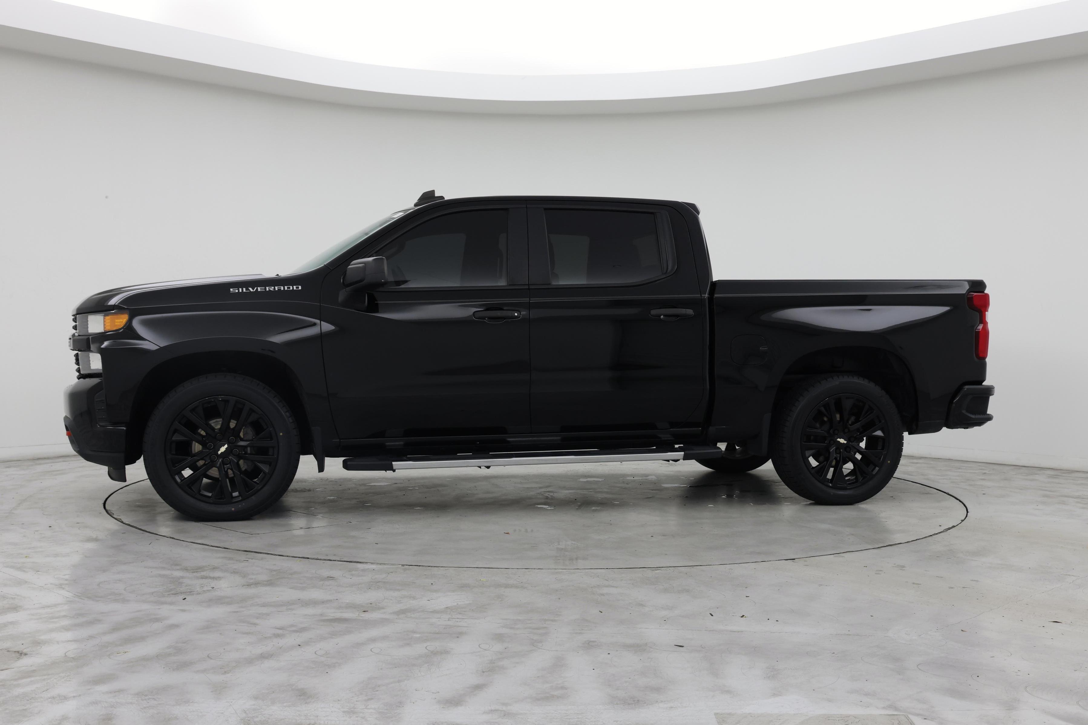 Thumbnail: 2020 Chevrolet Silverado 1500 - 3