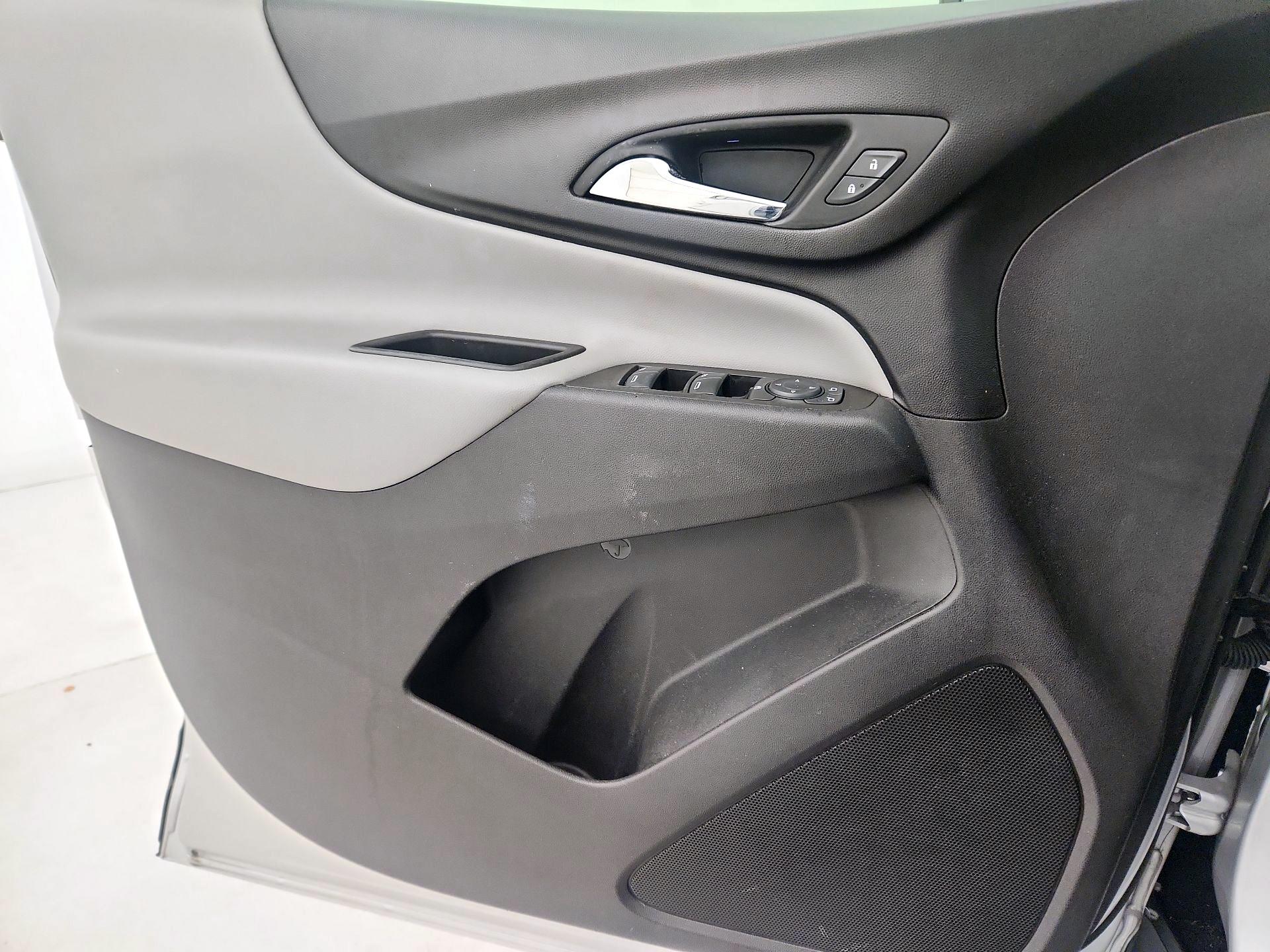 Thumbnail: 2020 Chevrolet Equinox - 12