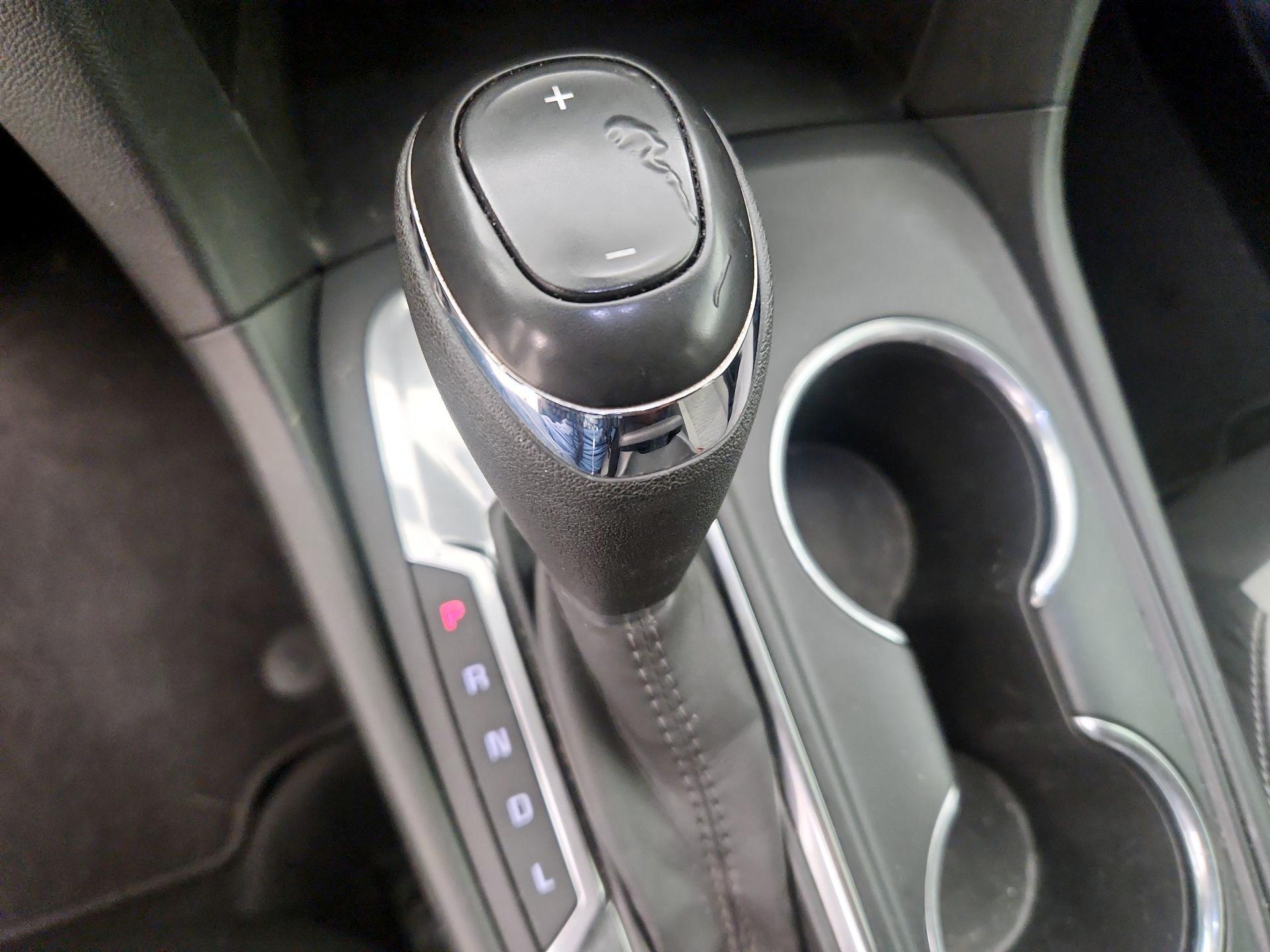 Thumbnail: 2020 Chevrolet Equinox - 17