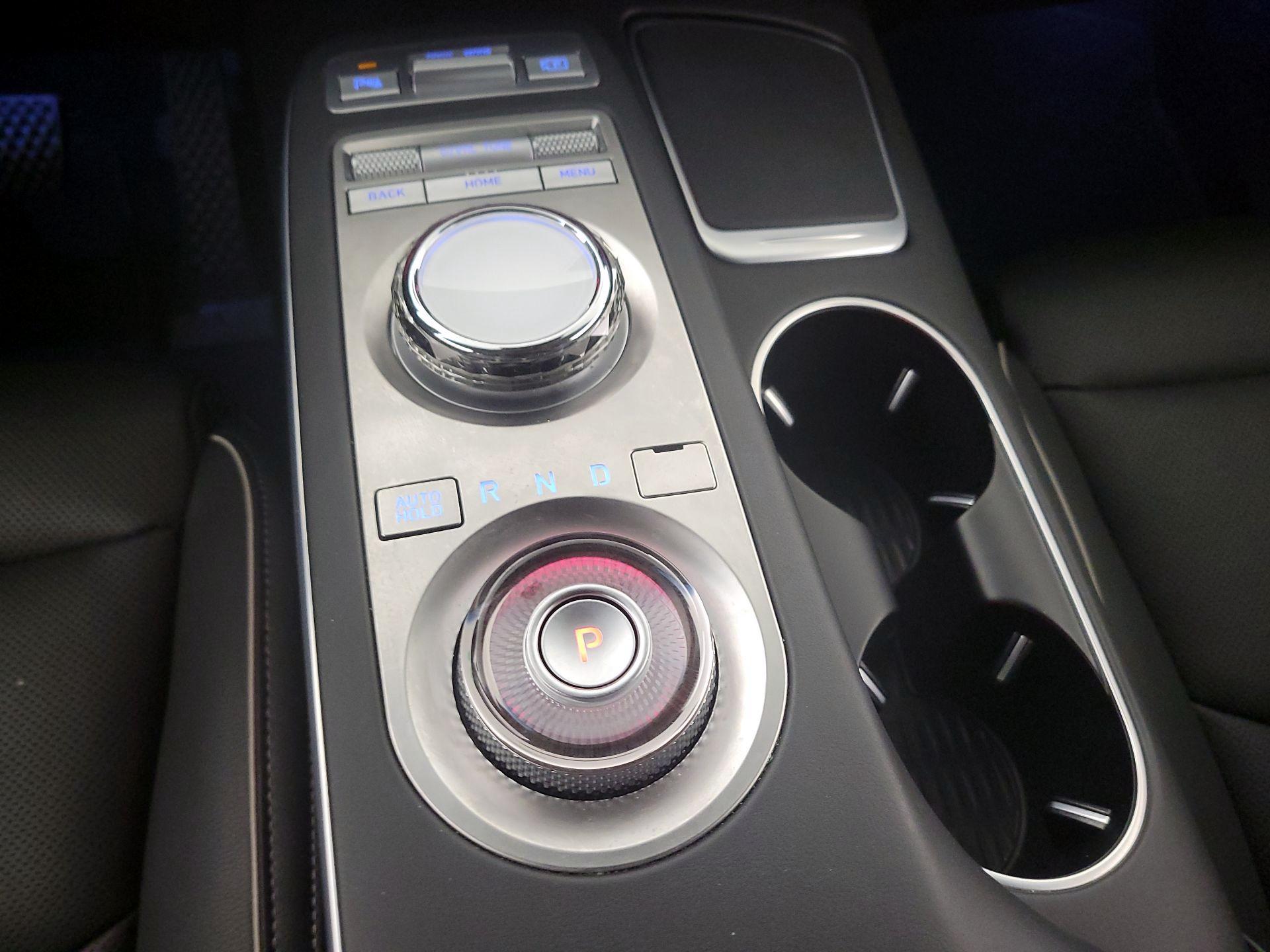 Thumbnail: 2023 Genesis GV70 - 16