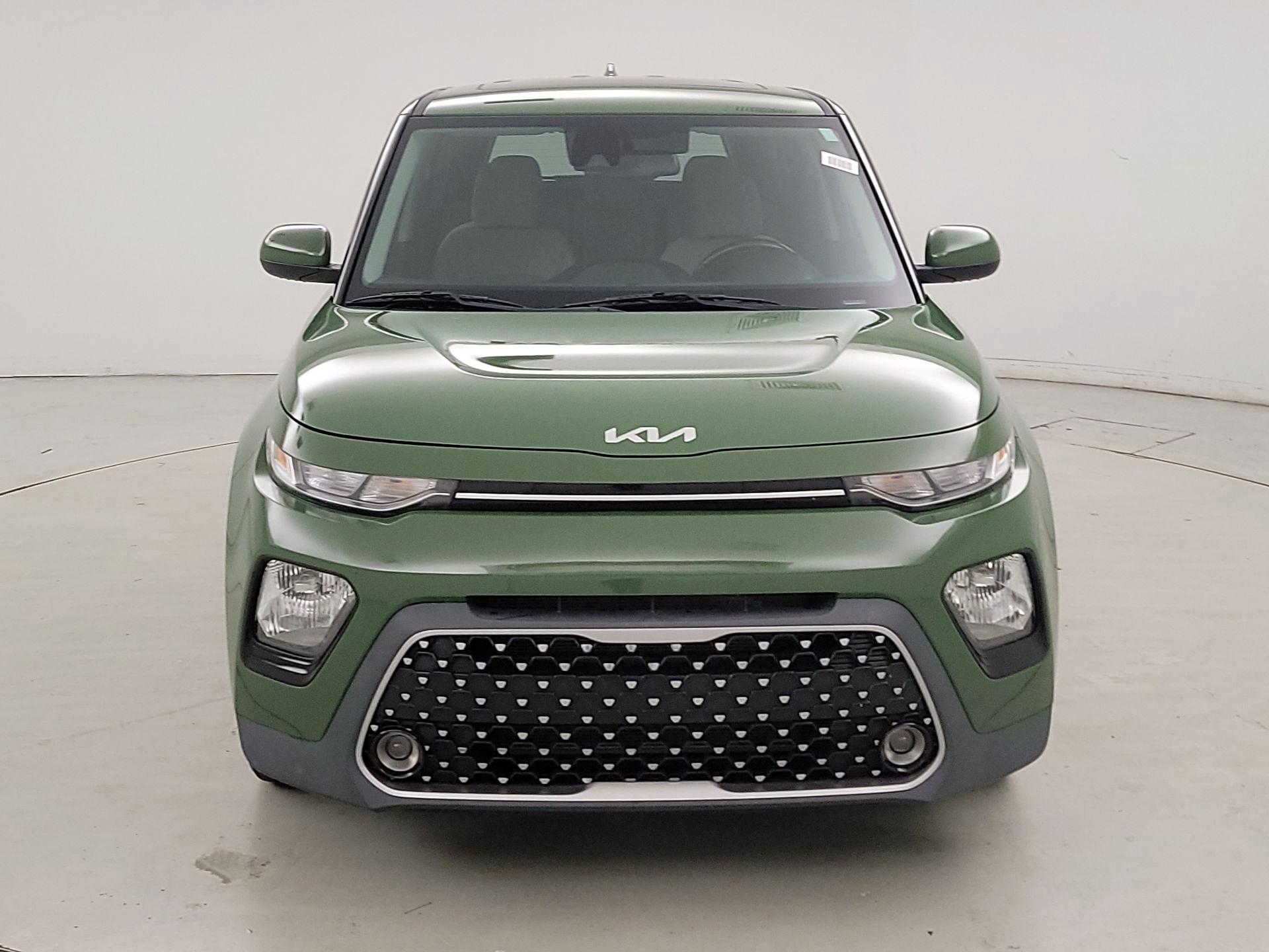 Thumbnail: 2022 Kia Soul - 2