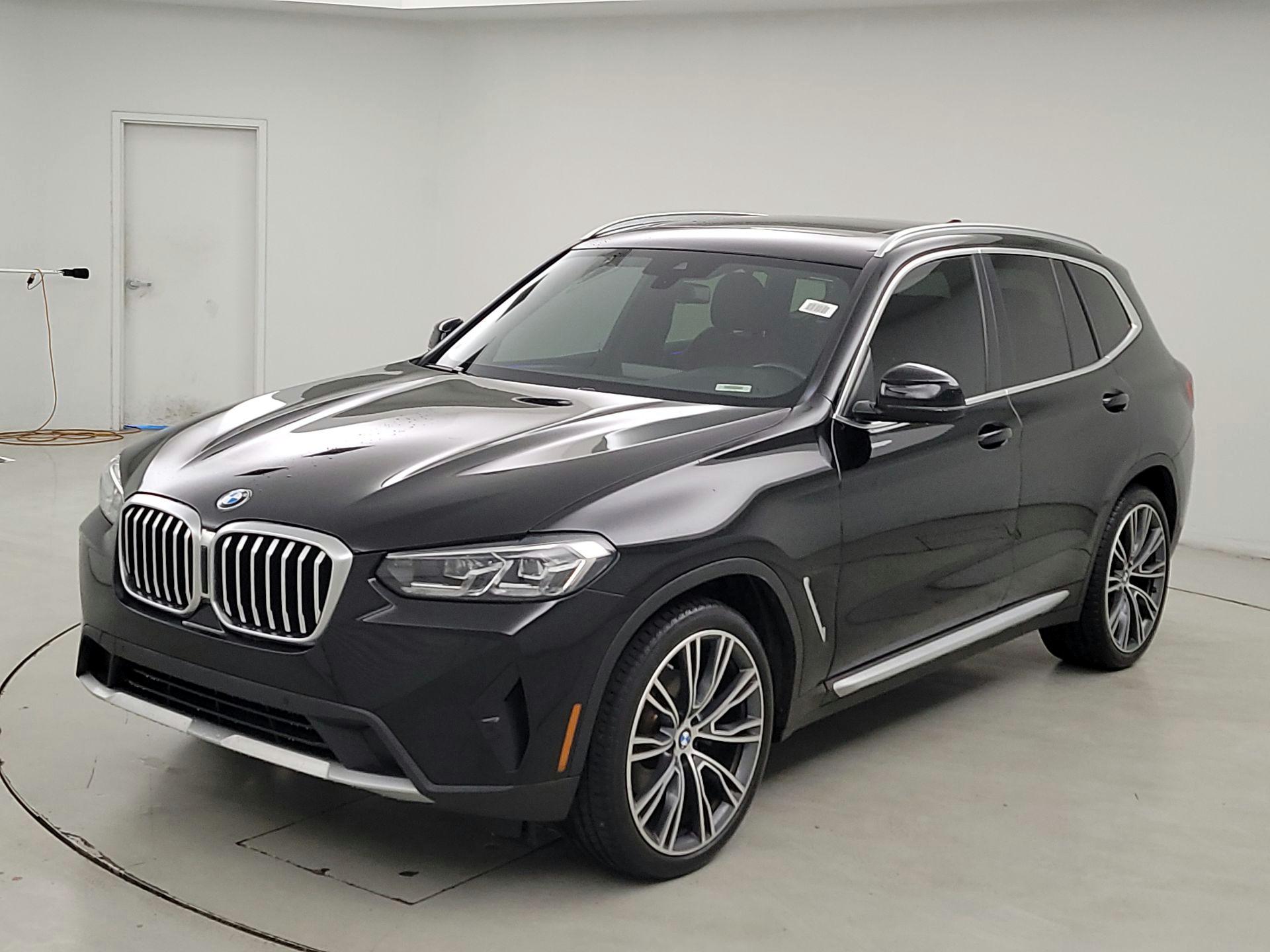 Thumbnail: 2023 BMW X3 - 3