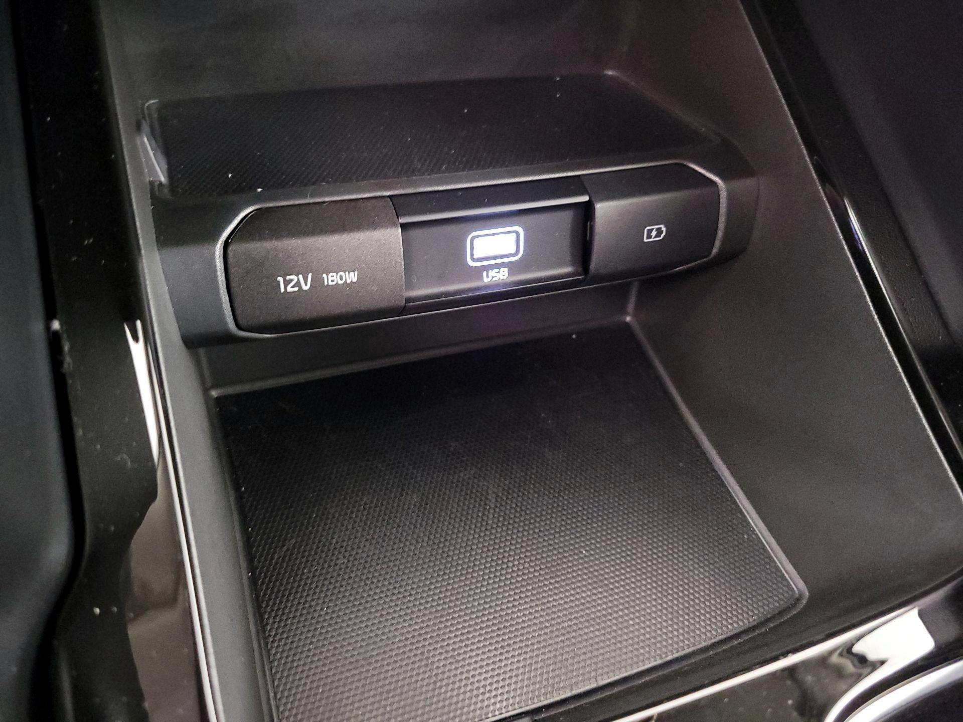 Thumbnail: 2021 Kia Telluride - 20