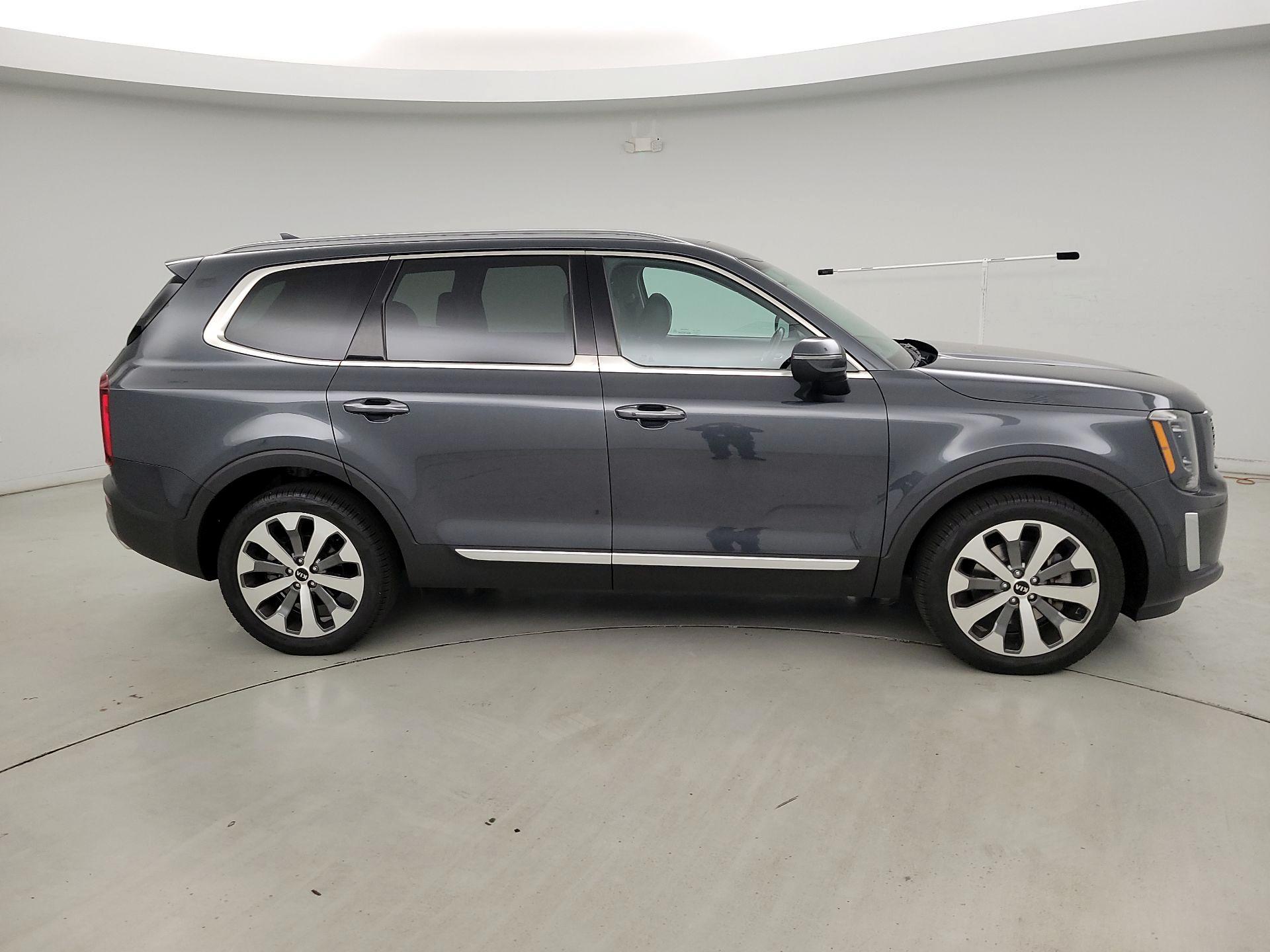 Thumbnail: 2021 Kia Telluride - 4