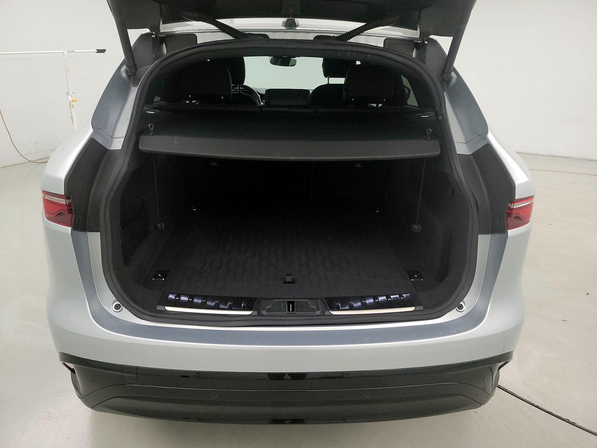 Thumbnail: 2022 Jaguar F-Pace - 20