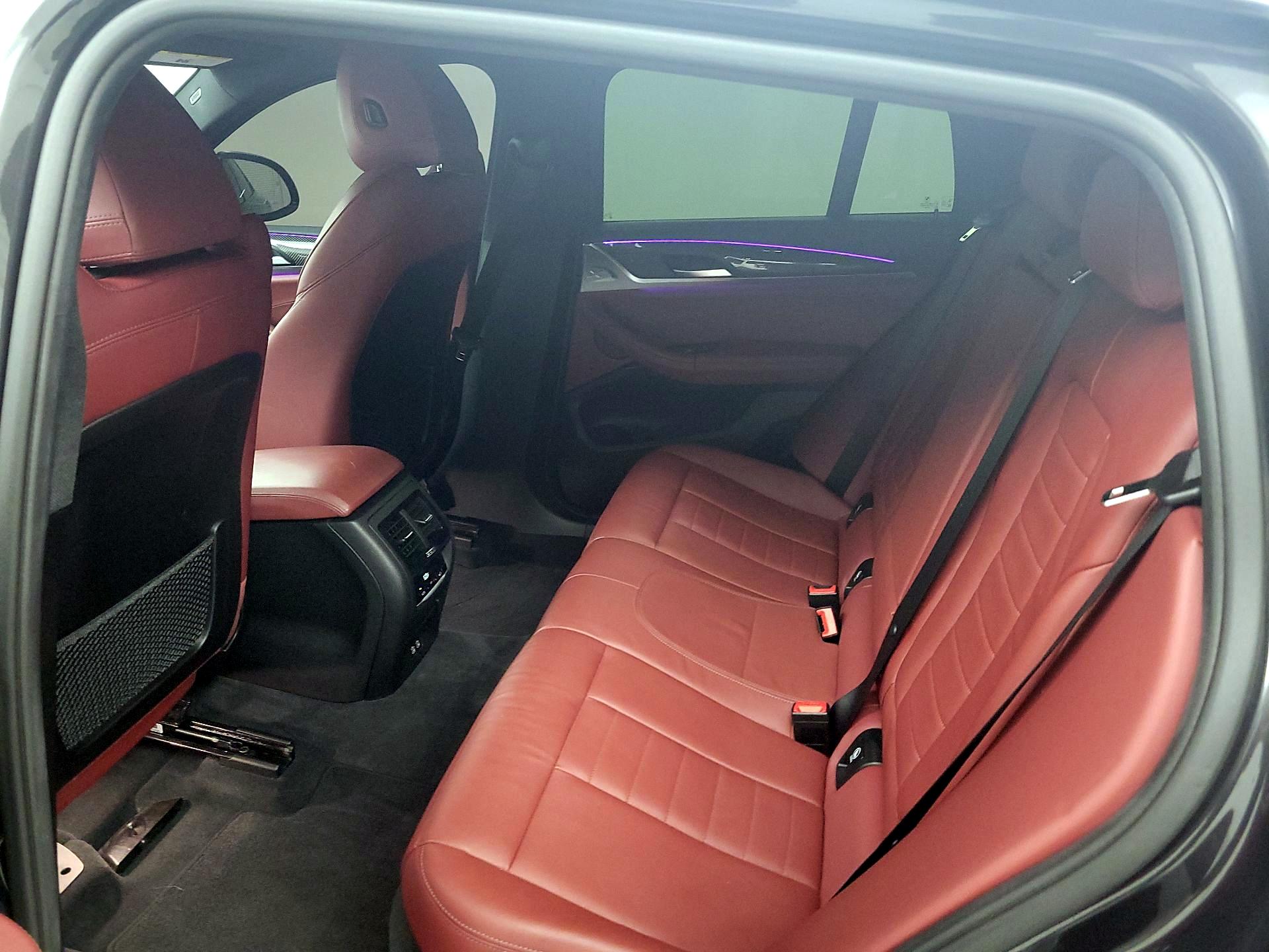 Thumbnail: 2021 BMW X4 - 18