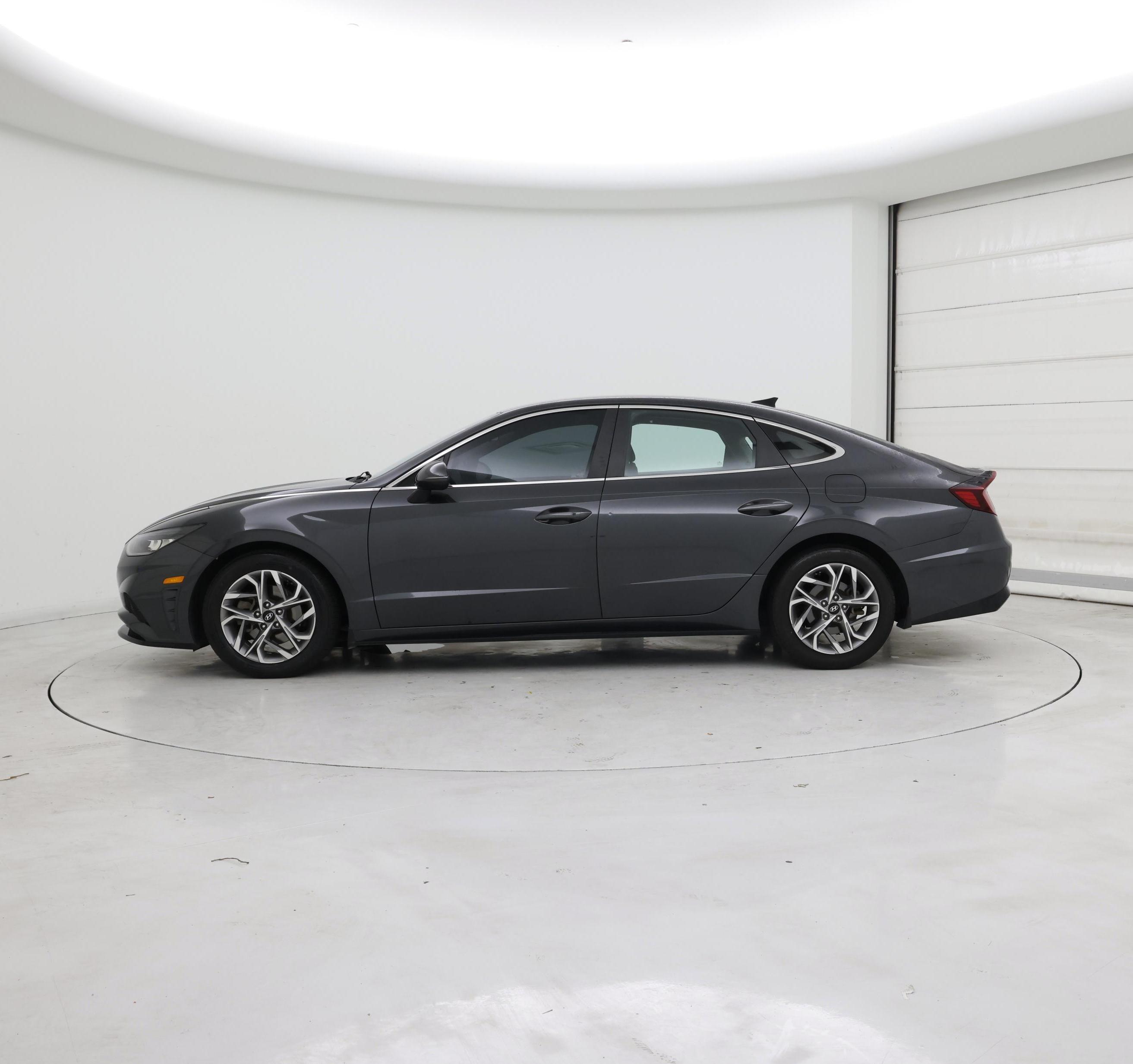 Thumbnail: 2021 Hyundai Sonata - 3