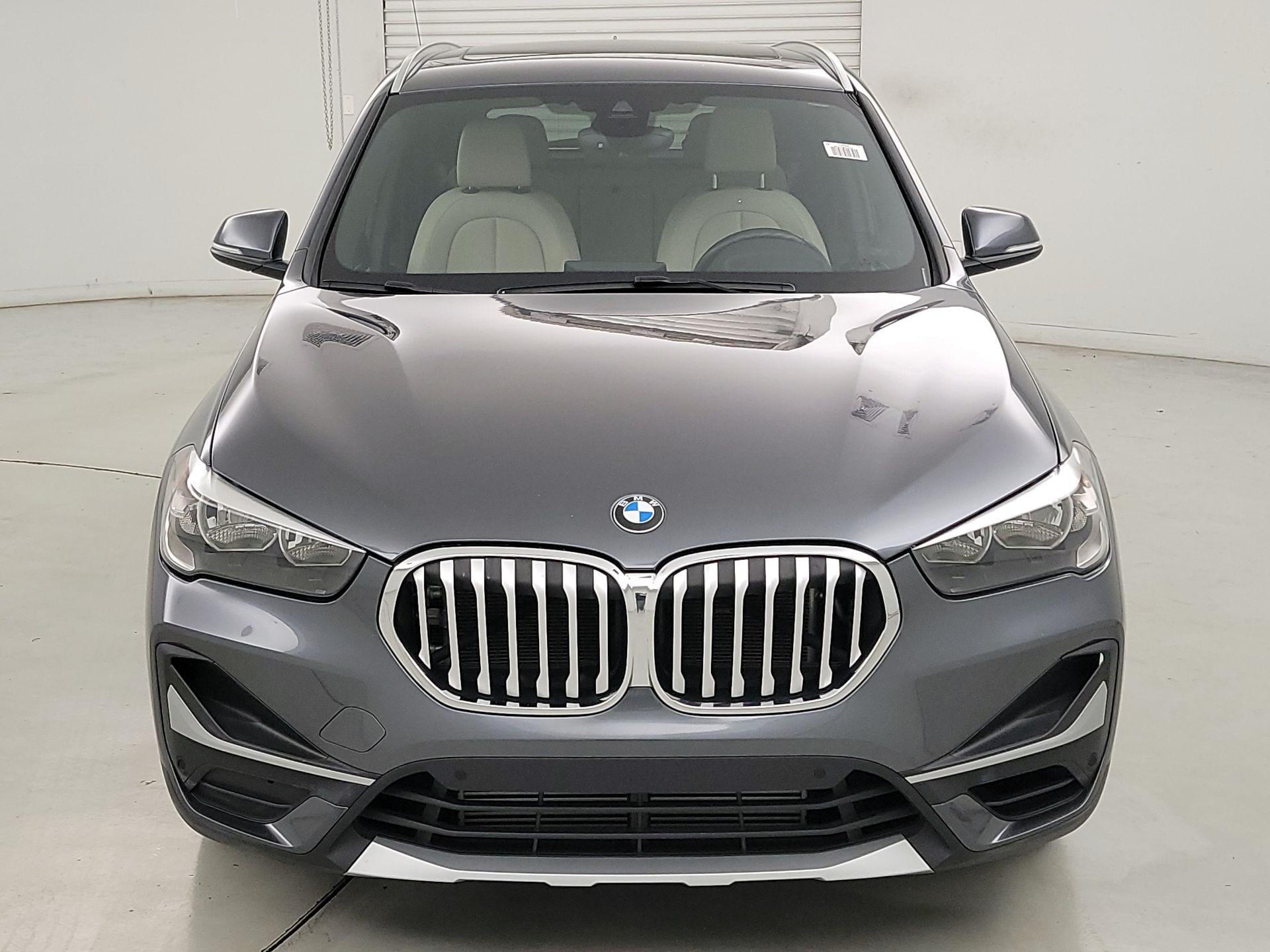 Thumbnail: 2022 BMW X1 - 2