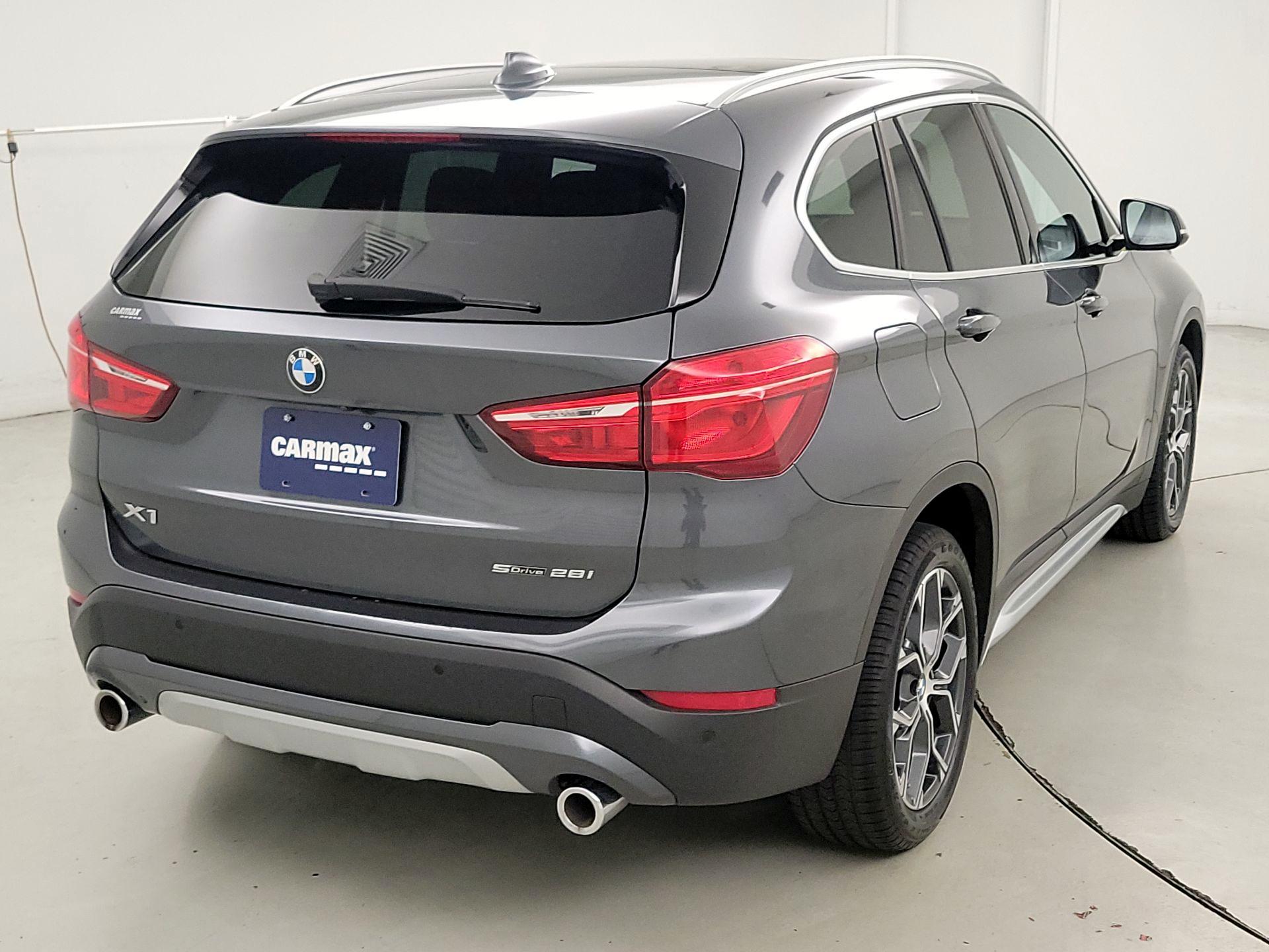Thumbnail: 2022 BMW X1 - 5