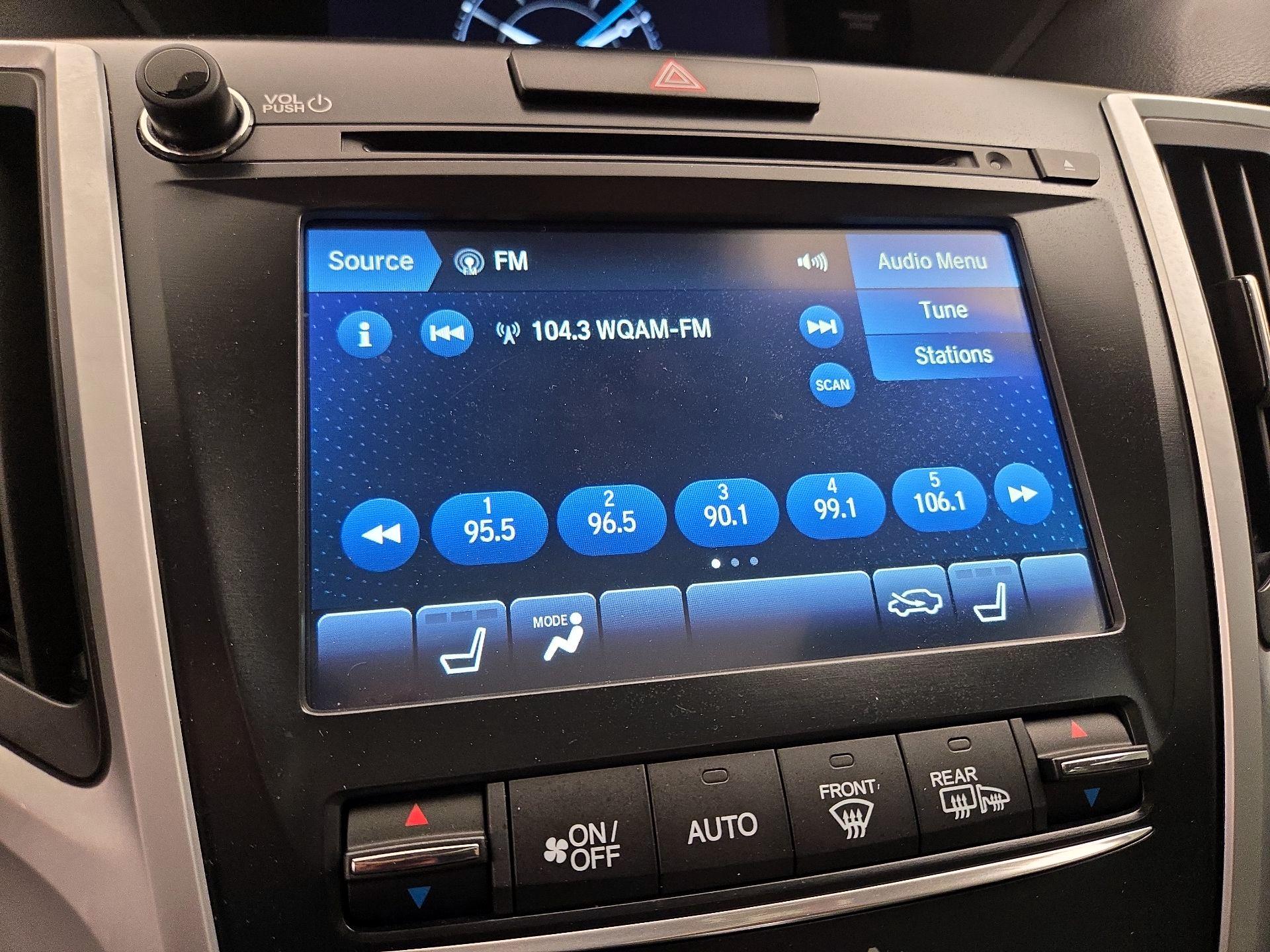 Thumbnail: 2018 Acura TLX - 15