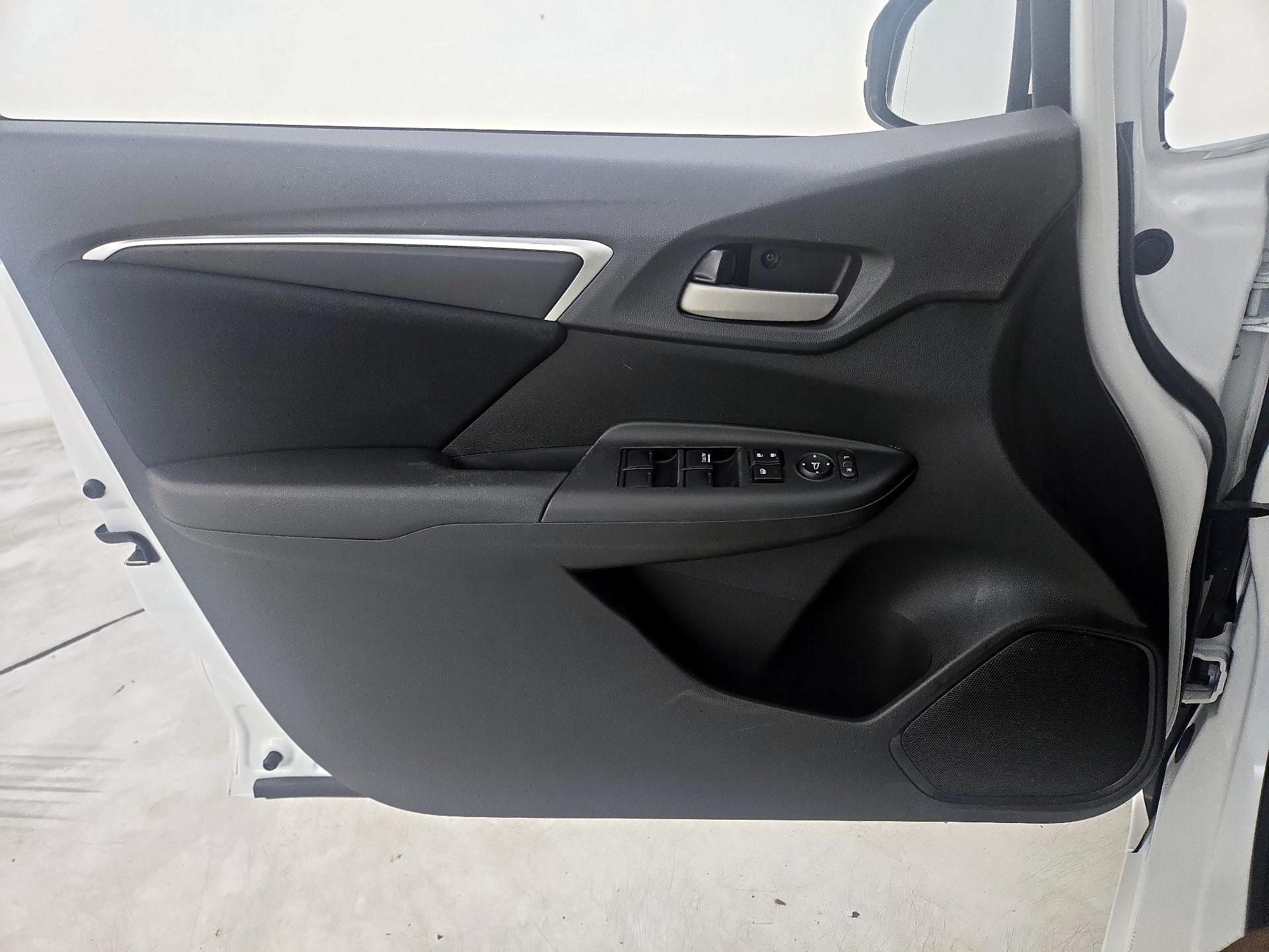 Thumbnail: 2016 Honda Fit - 12